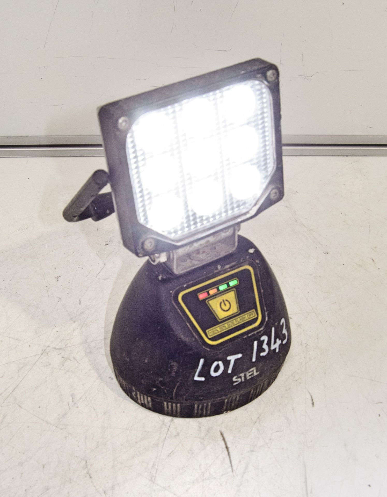 Stel LED rechargeable work light ** No charger ** A1096838