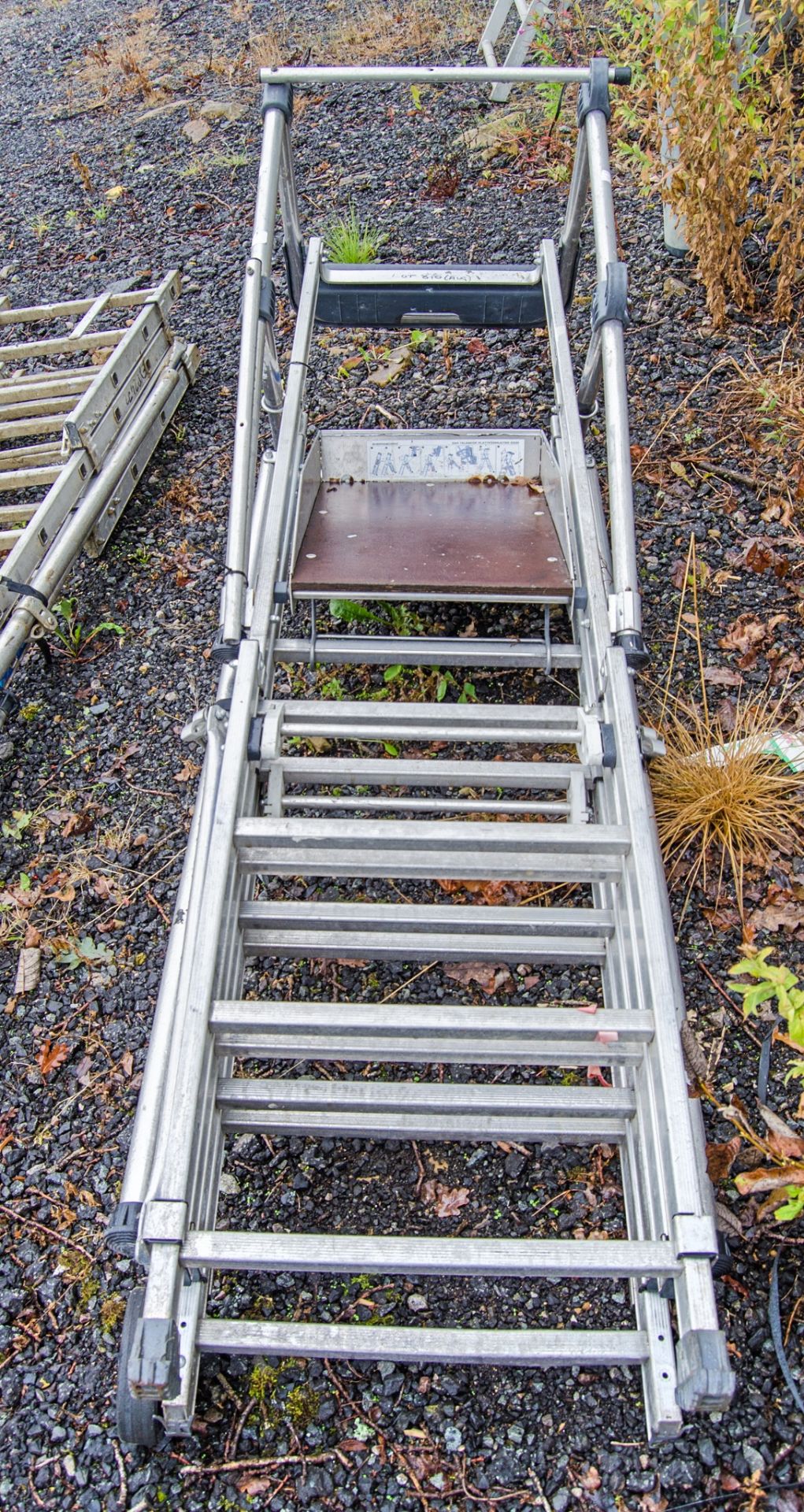 Tubesca 5 tread aluminium step ladder ARP850