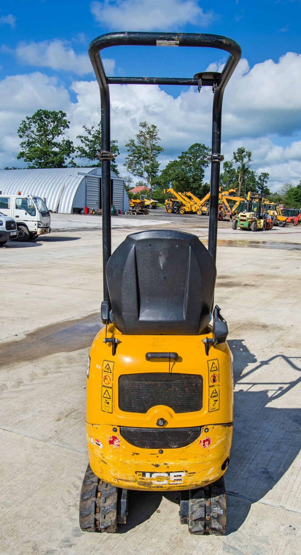 JCB 8008 CTS 0.8 tonne rubber tracked micro excavator Year: 2015 S/N: 2410891 Recorded Hours: 1421 - Image 6 of 27