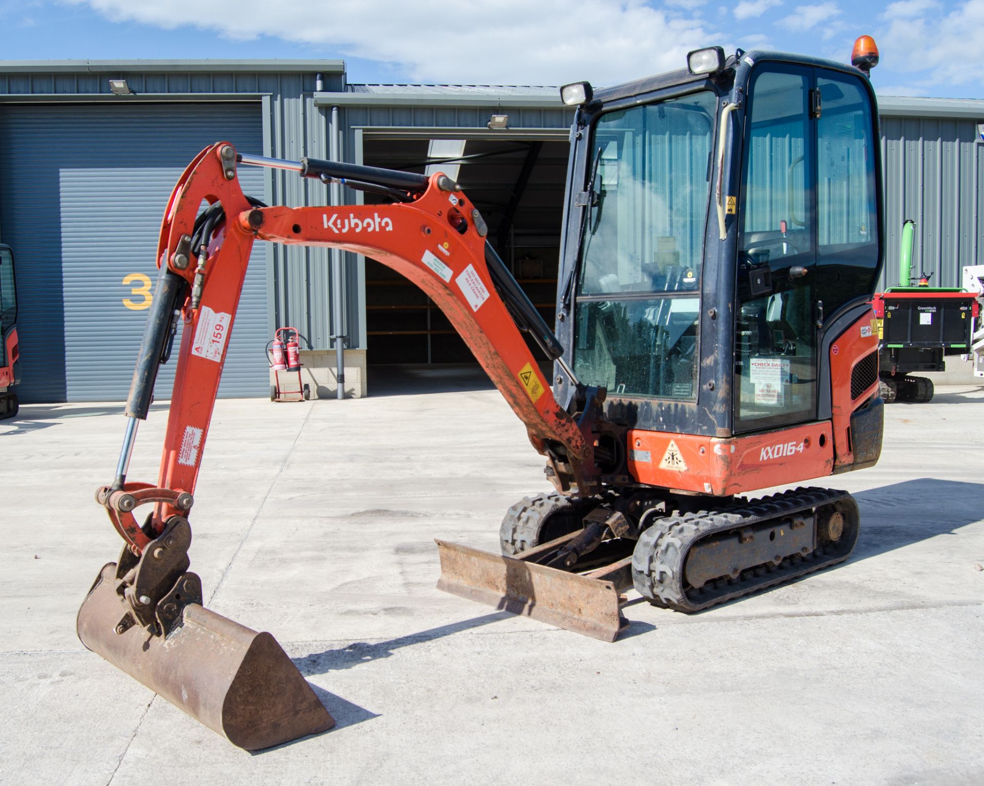 Kubota KX016-4 1.5 tonne rubber tracked mini excavator Year: 2017 S/N: 61761 Recorded hours: 1647