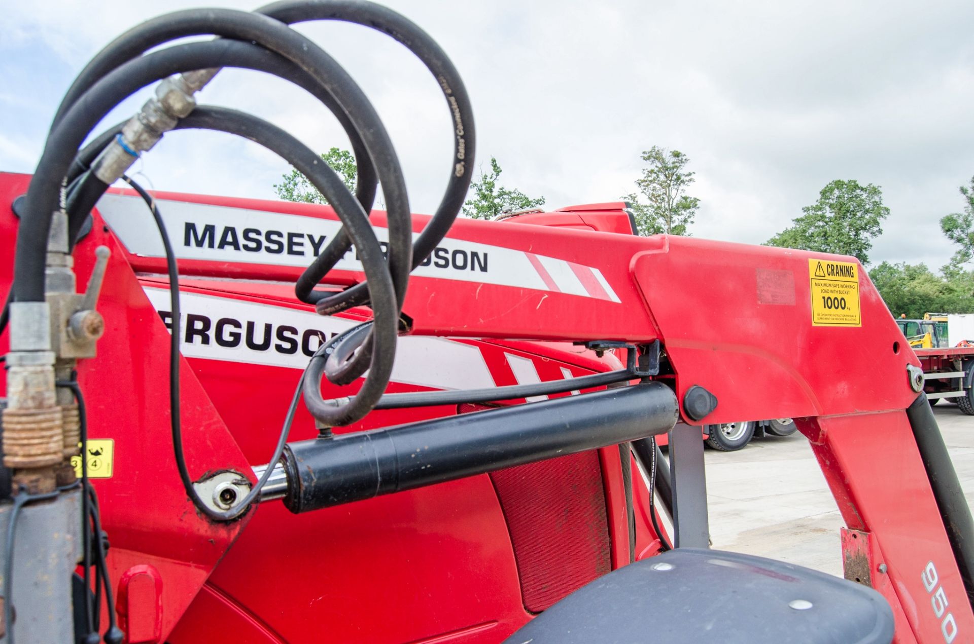 Massey Ferguson 5460 Dyna-4 diesel tractor Registration Number: SF09 JUO Date of registration: 01/ - Image 16 of 29