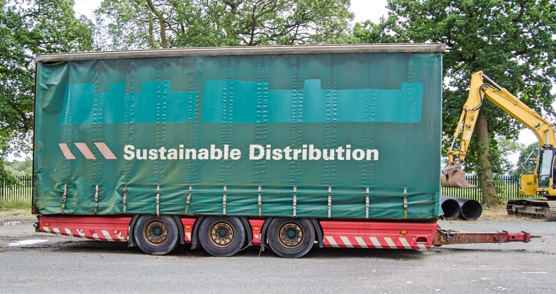 SDC Trailers 8 metre tri-axle curtain sided trailer Year: 2010 Ident: H05700011618 MOT: Expired - Image 8 of 13