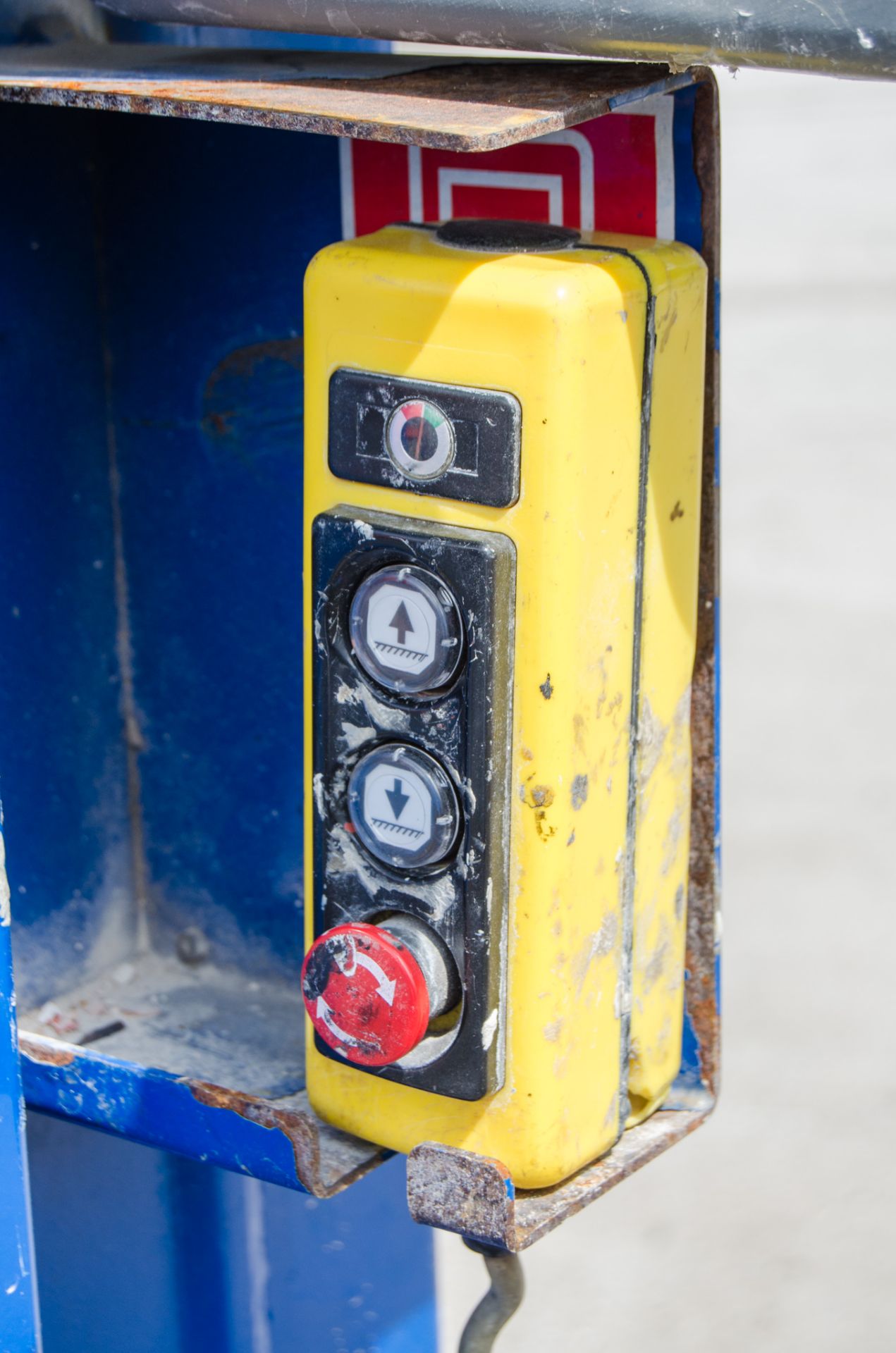 Power Tower Nano battery electric push around vertical mast access platform A636807 - Image 4 of 4