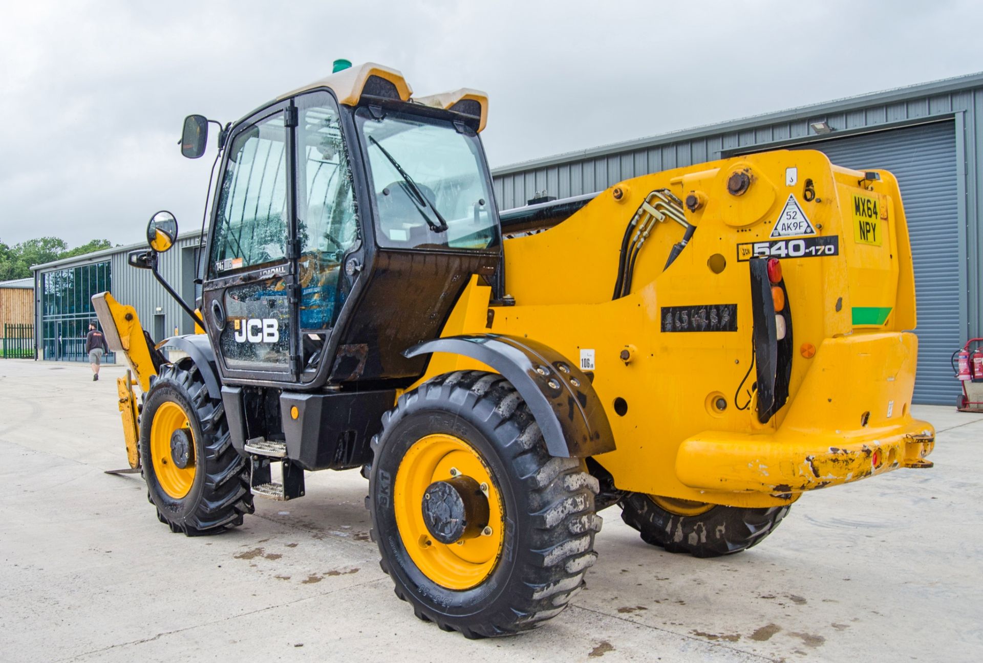 JCB 540-170 17 metre telescopic handler Year: 2014 S/N: 2342842 Recorded Hours: 5380 c/w sway - Image 4 of 26