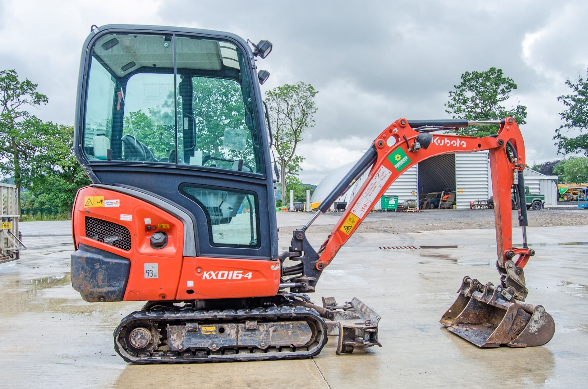 Kubota KX016-4 1.5 tonne rubber tracked mini excavator Year: 2017 S/N: 61026 Recorded Hours: 1861 - Image 7 of 27