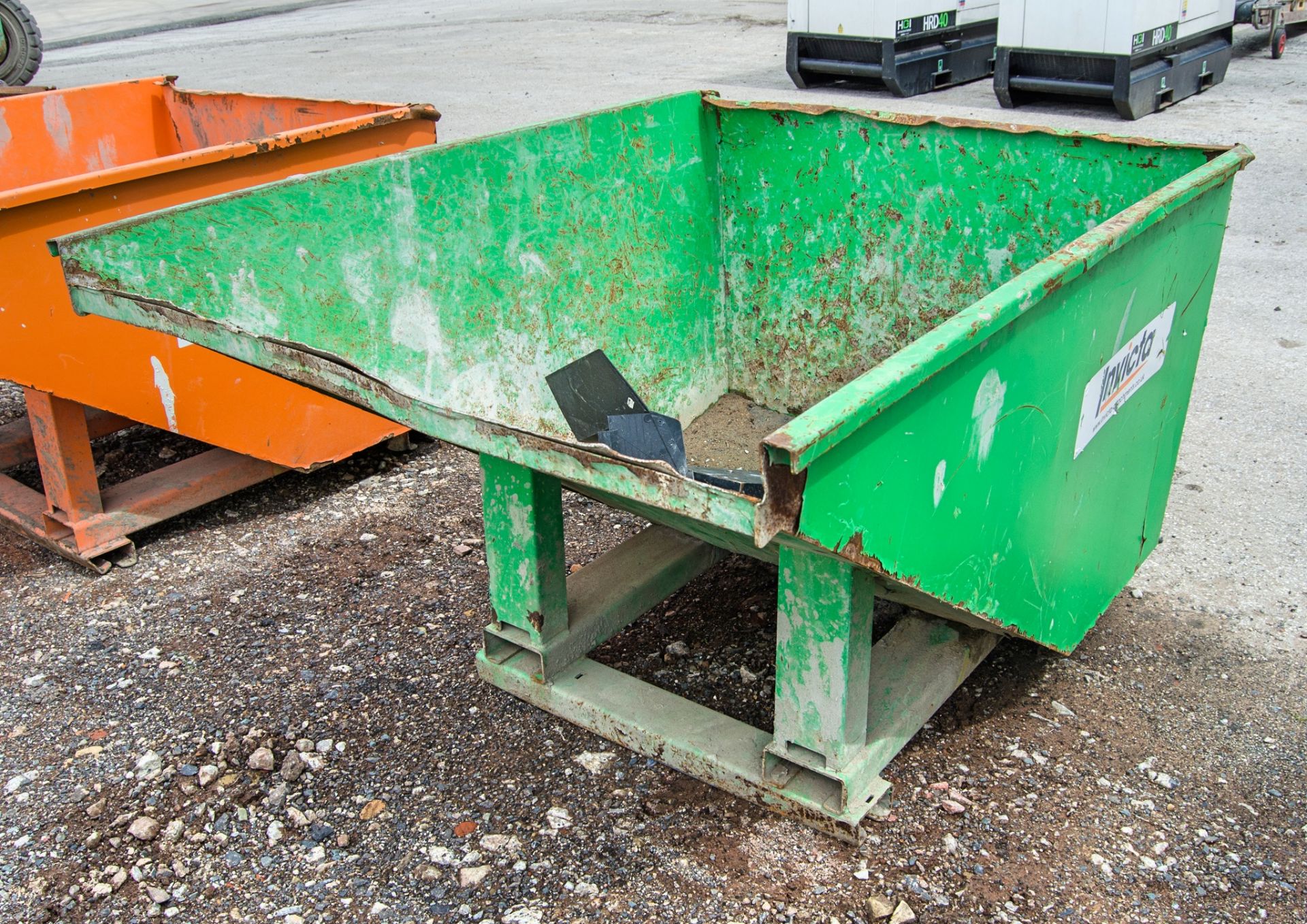 Invicta steel tipping skip