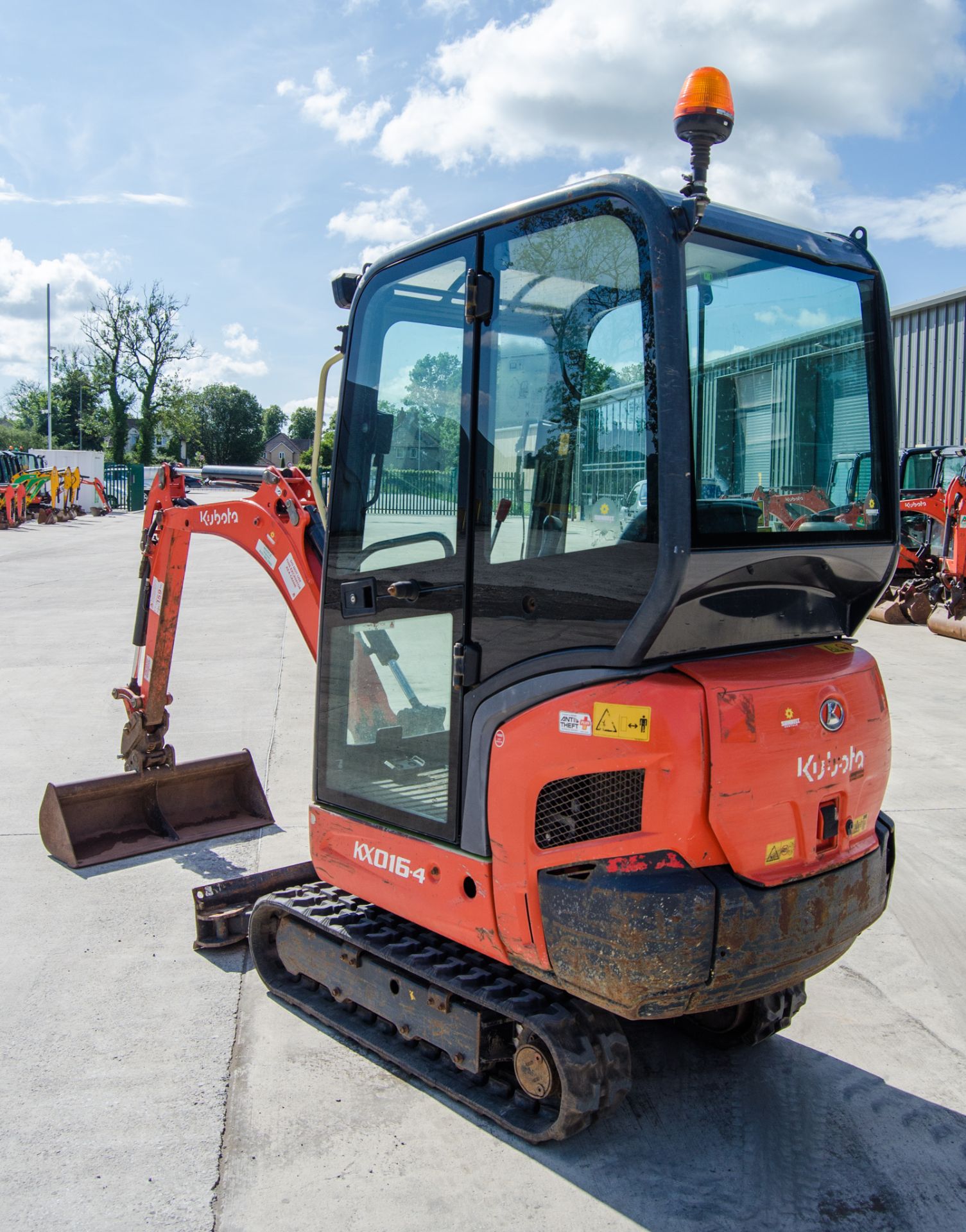 Kubota KX016-4 1.5 tonne rubber tracked mini excavator Year: 2017 S/N: 61761 Recorded hours: 1647 - Image 4 of 27