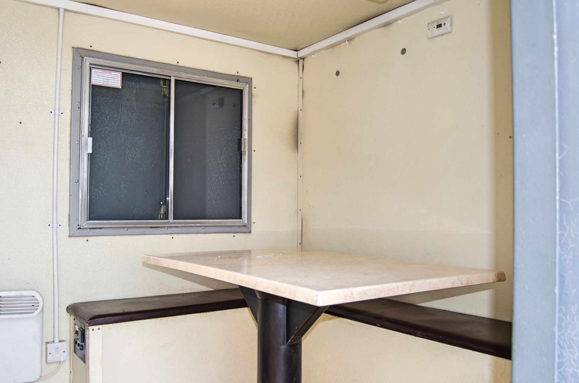 12ft x 8ft steel anti-vandal mobile welfare unit Comprising of: canteen area, toilet & generator - Image 6 of 11