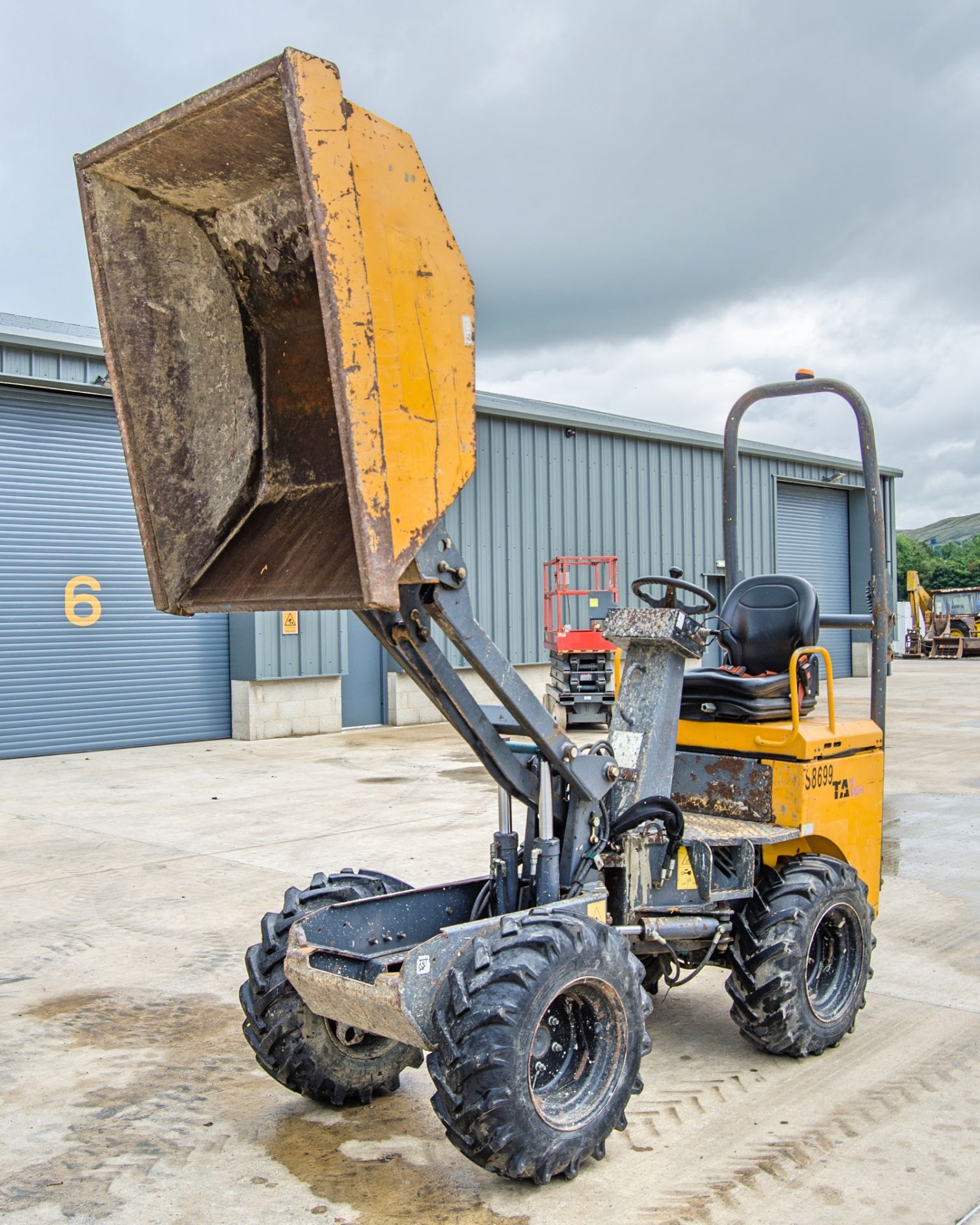 Terex TA1 EH 1 tonne hi-tip dumper Year: 2014 S/N: EE3NY2006 Recorded Hours: 1716 S8699 - Image 9 of 22