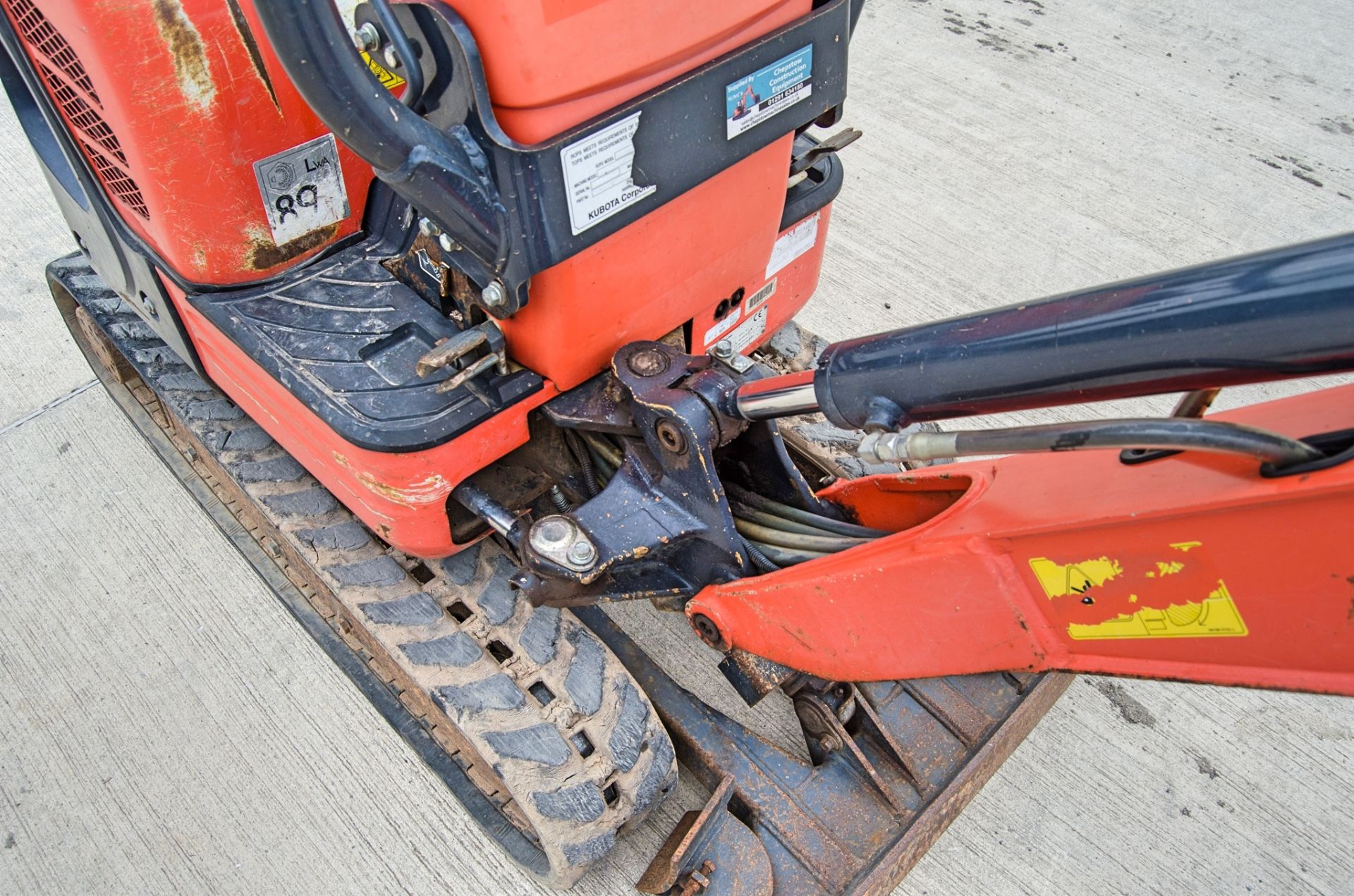 Kubota U10-3 1 tonne rubber tracked micro excavator Year: 2017 S/N: 28465 Recorded Hours: 989 blade, - Image 16 of 25