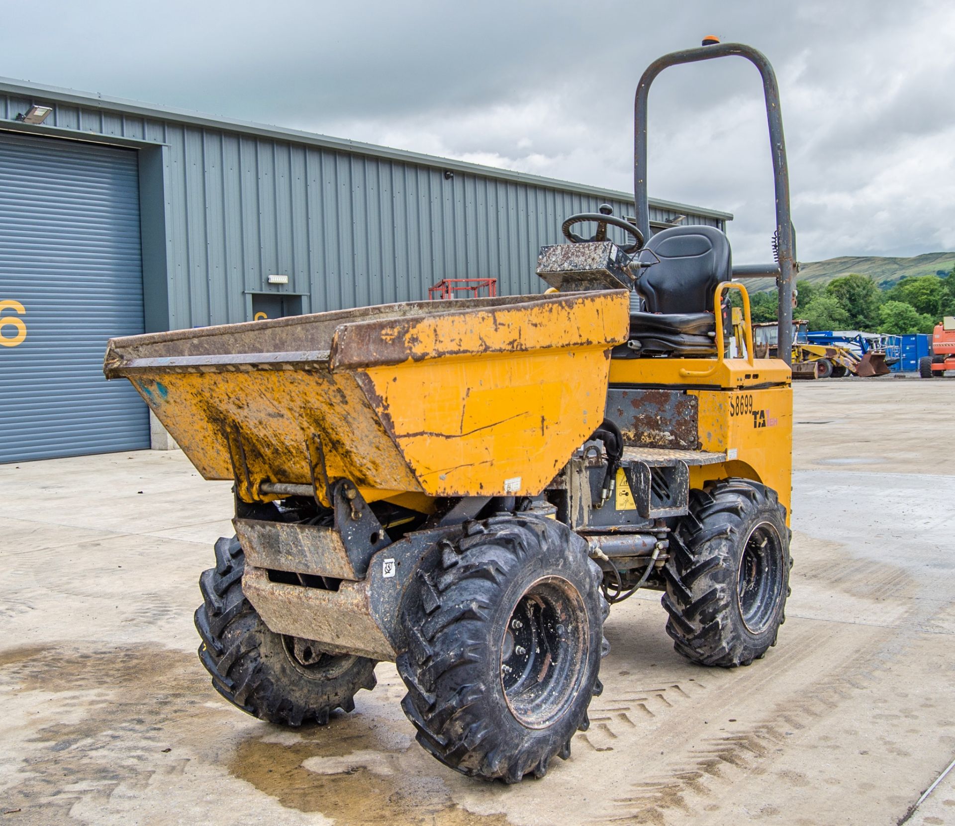 Terex TA1 EH 1 tonne hi-tip dumper Year: 2014 S/N: EE3NY2006 Recorded Hours: 1716 S8699