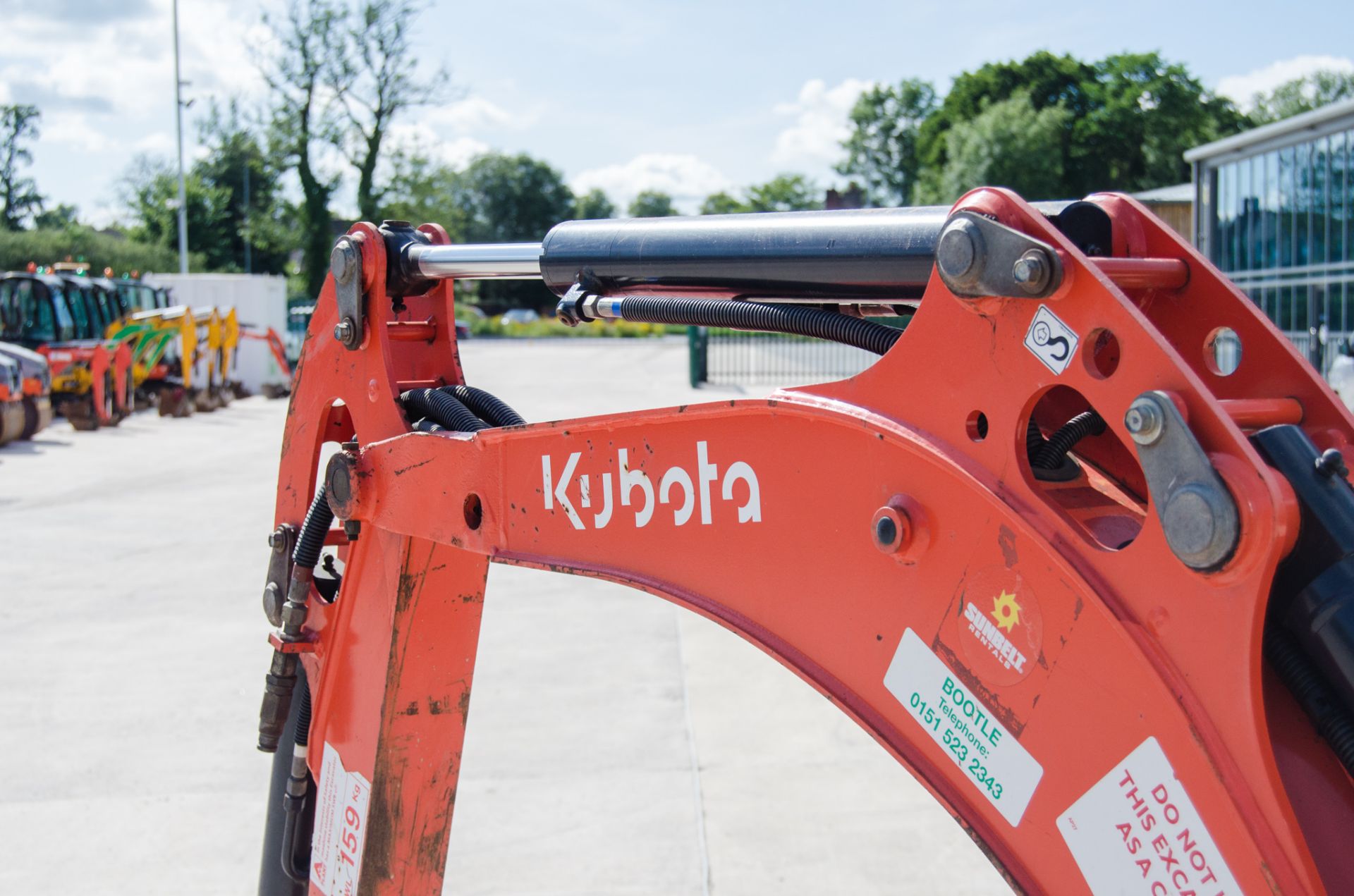Kubota KX016-4 1.5 tonne rubber tracked mini excavator Year: 2017 S/N: 61761 Recorded hours: 1647 - Image 17 of 27