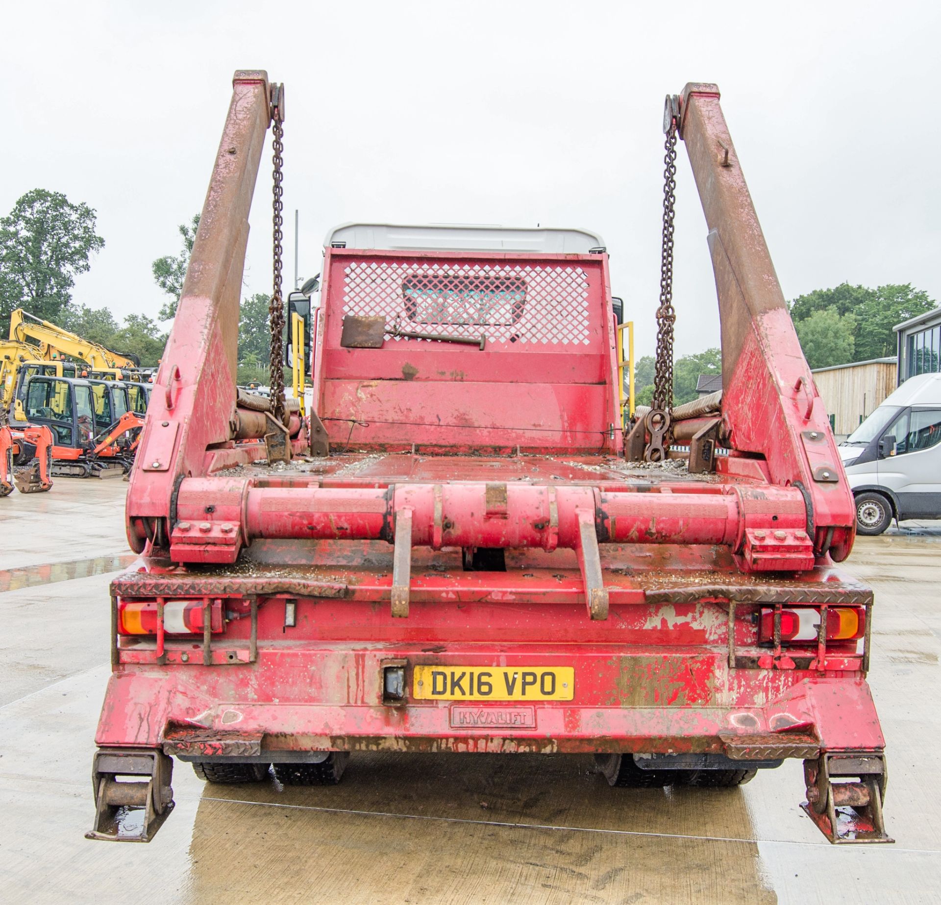 Mercedes Benz Arocs 1824 18 tonne 4x2 skip loader lorry Registration Number: DK16 VPO Date of - Image 6 of 22