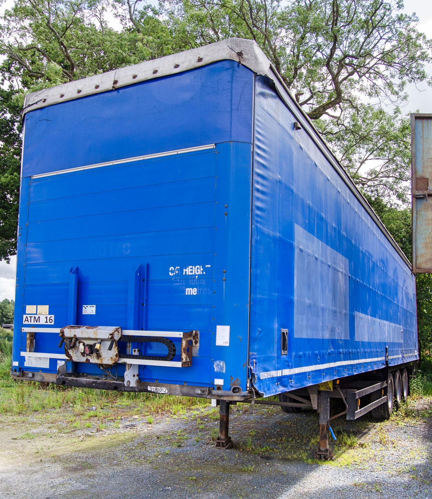 Schmitz 13.6 metre tri axle curtain side trailer Year: 2013 Reg/Ident Number: C352052 MOT Expires: