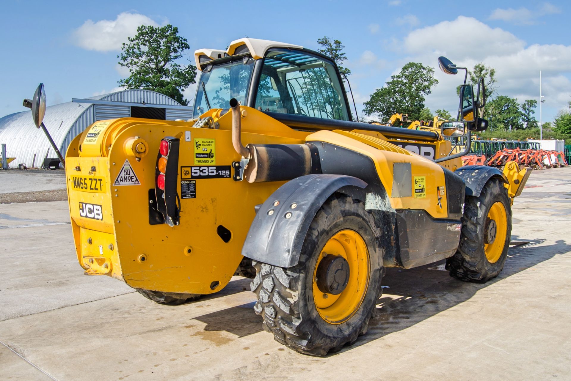 JCB 535-125 12.5 metre telescopic handler Year: 2015 S/N: 2352422 Recorded Hours: 5868 - Image 3 of 23