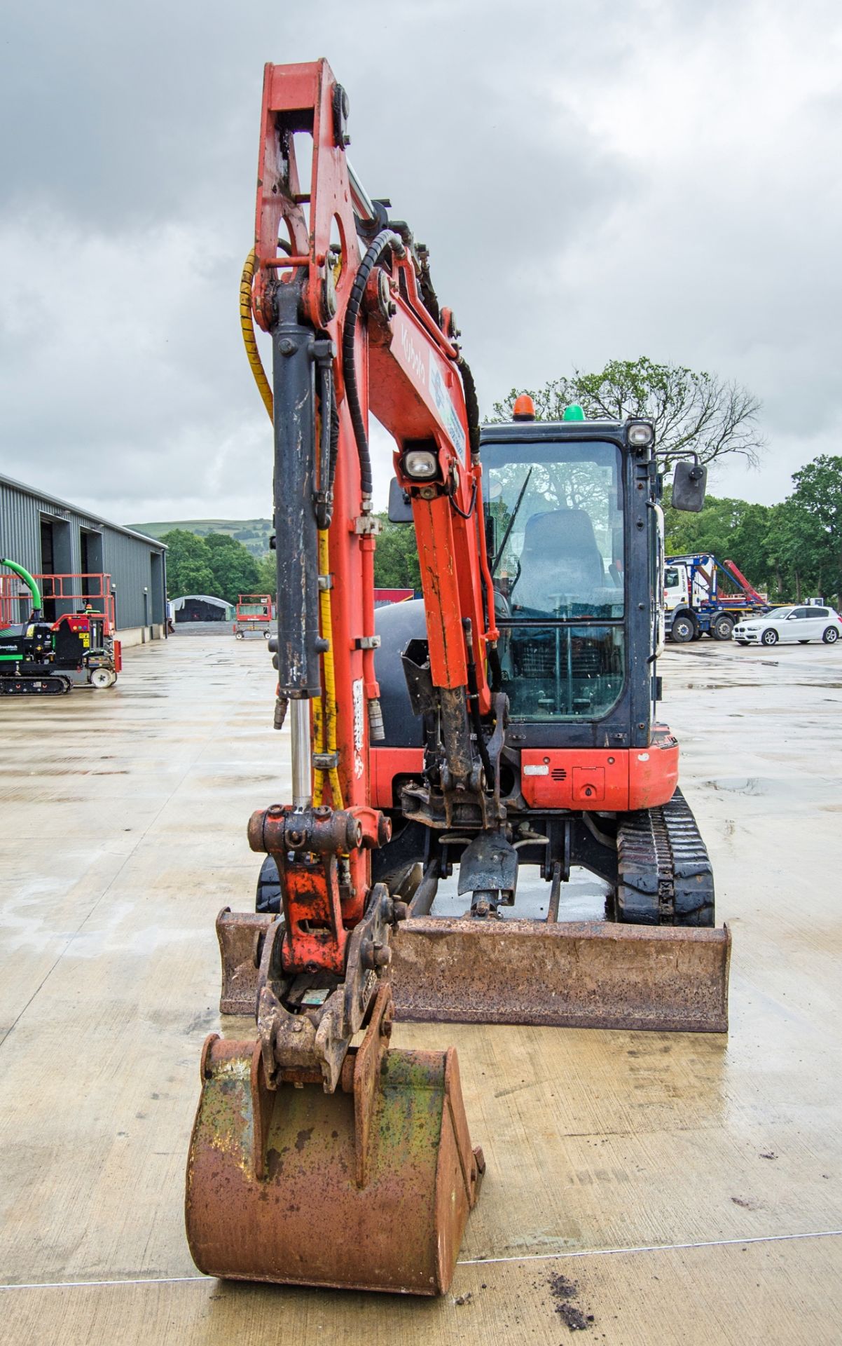 Kubota U48-4 4.8 tonne rubber tracked excavator Year: 2015 S/N: 52800 Recorded Hours: 3093 blade, - Image 5 of 25