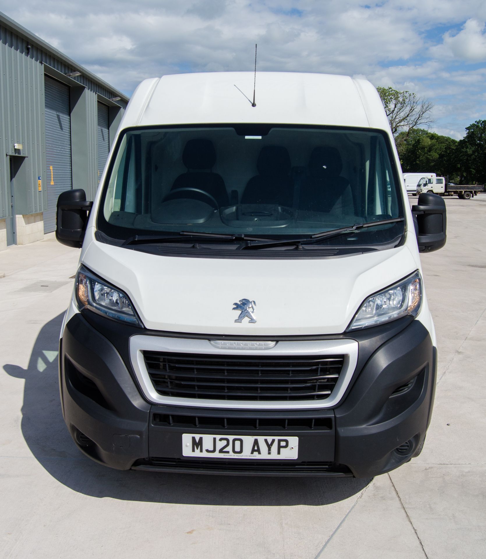 Peugeot Boxer 335 Pro L3H2 2.2 BHDi panel van Registration Number: MJ20 AYP Date of Registration: - Image 5 of 28