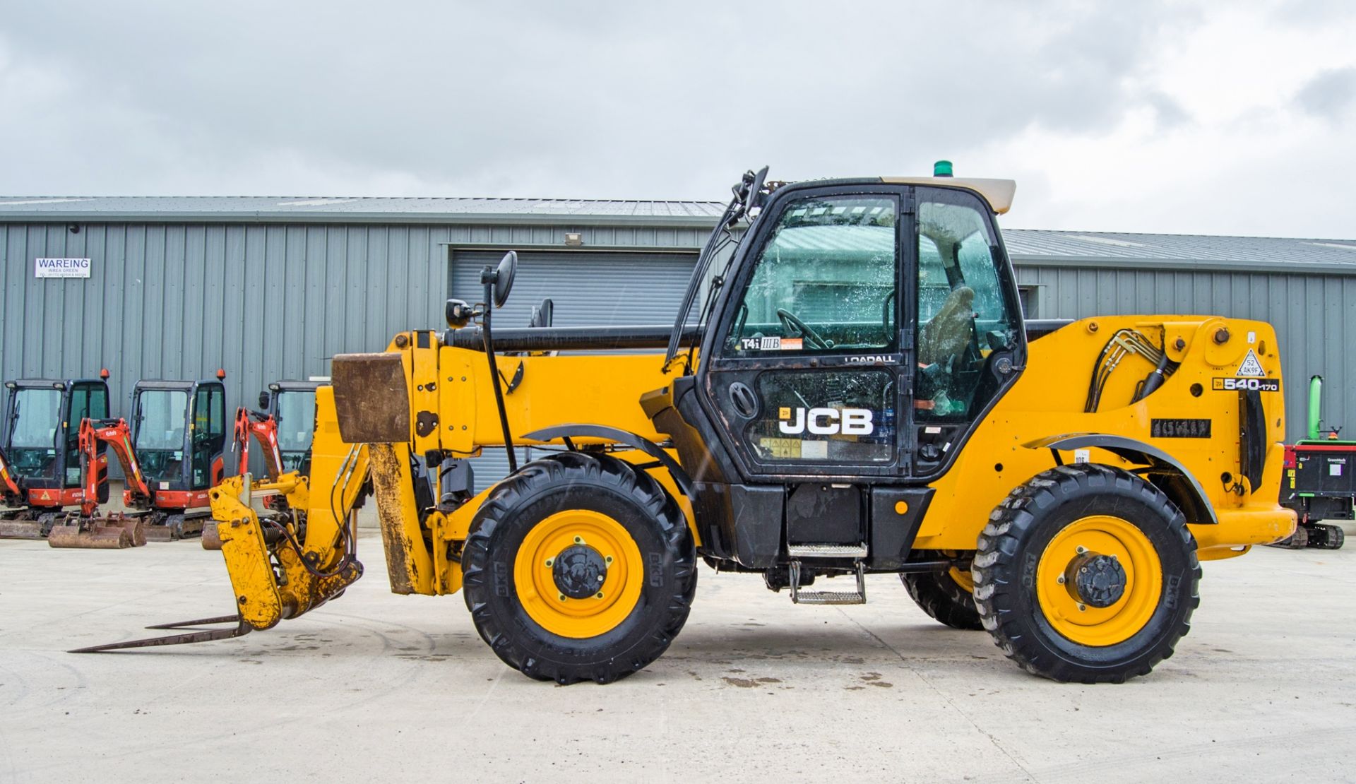 JCB 540-170 17 metre telescopic handler Year: 2014 S/N: 2342842 Recorded Hours: 5380 c/w sway - Image 7 of 26