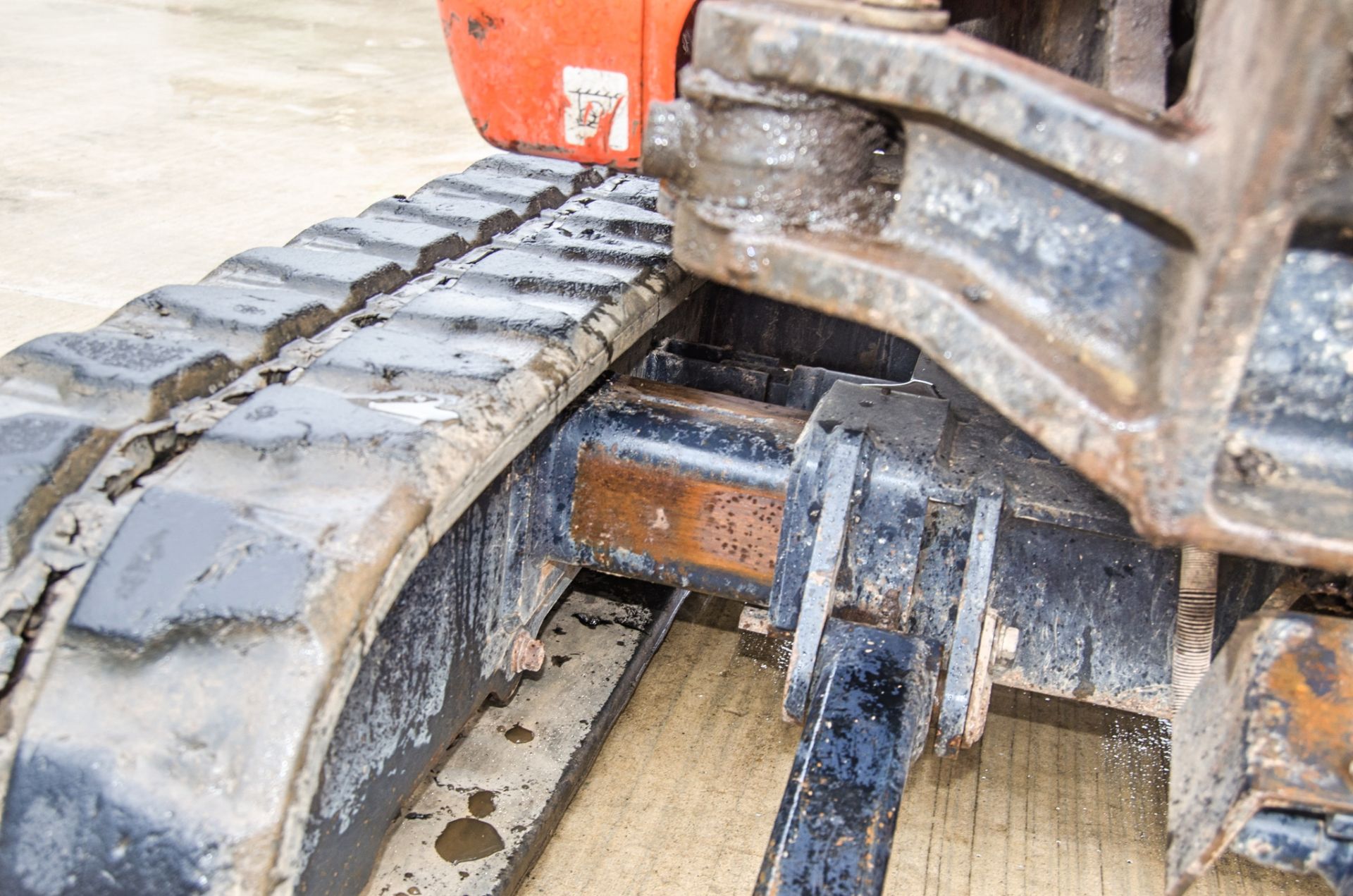 Kubota KX016-4 1.5 tonne rubber tracked mini excavator Year: 2017 S/N: 61304 Recorded Hours: 1455 - Image 20 of 27