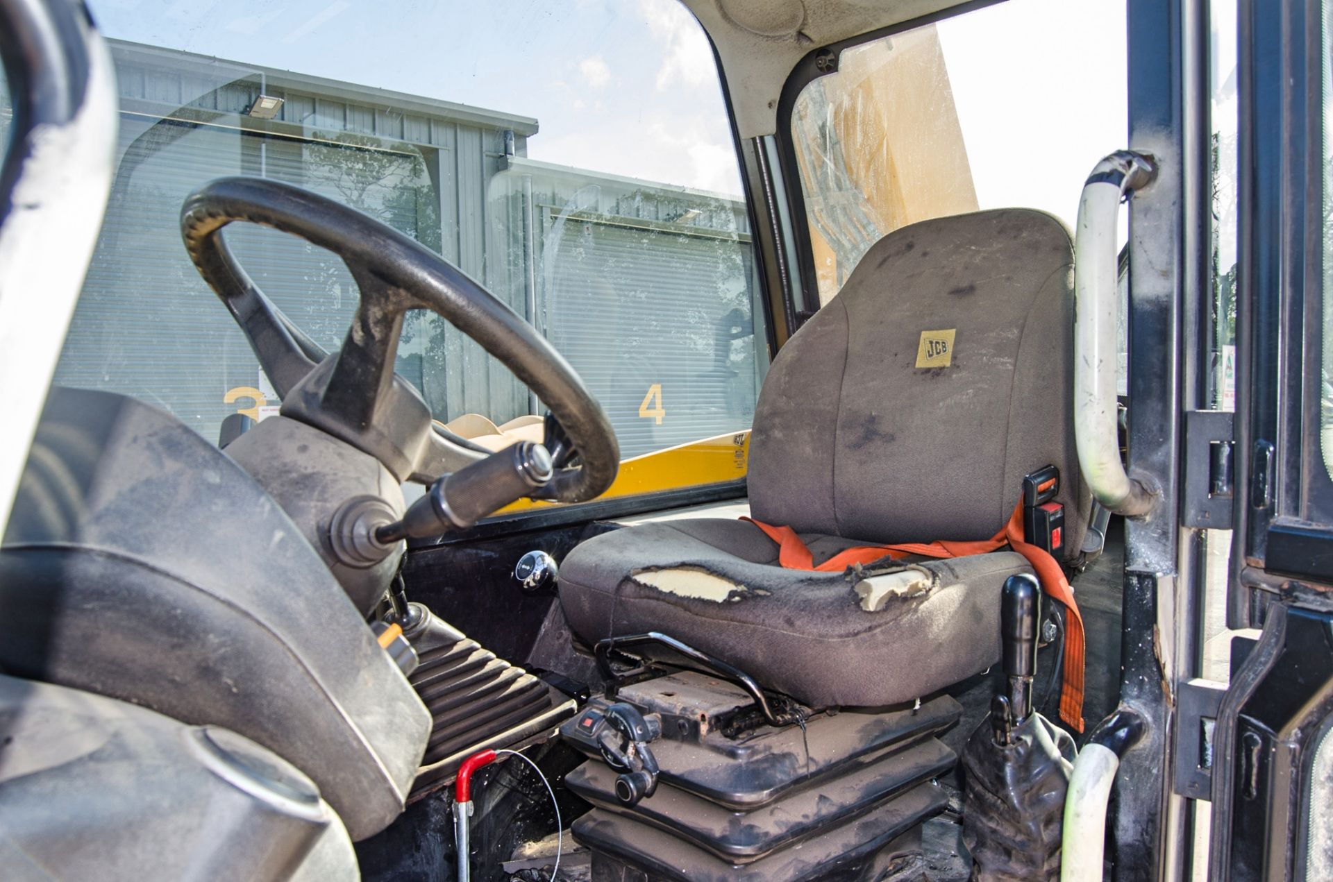 JCB 531-70 7 metre telescopic handler Year: 2016 S/N: 2349357 Recorded Hours: 2674 H5109772 - Image 17 of 23