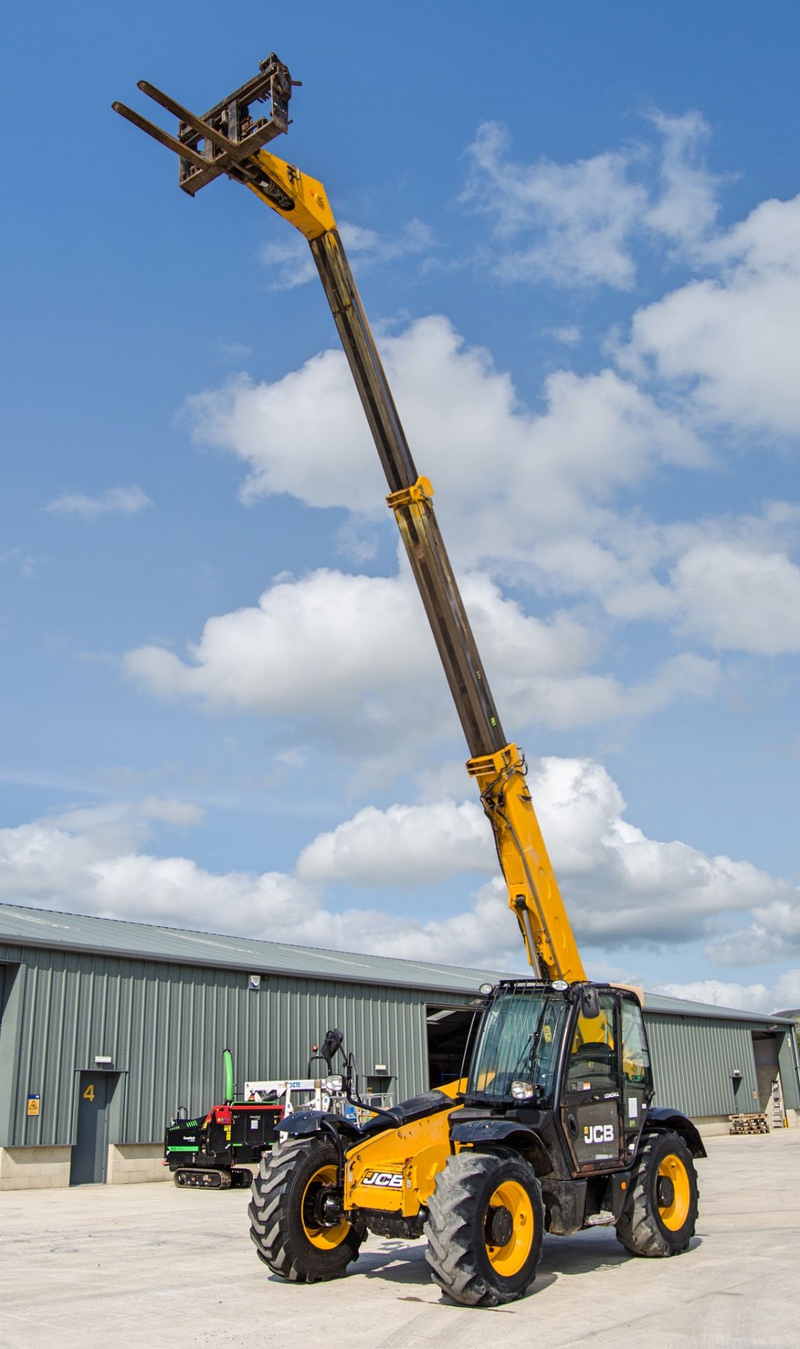 JCB 535-95 9.5 metre telescopic handler Year: 2016 S/N: 2461120 Recorded Hours: 4566 A727362 - Image 9 of 24