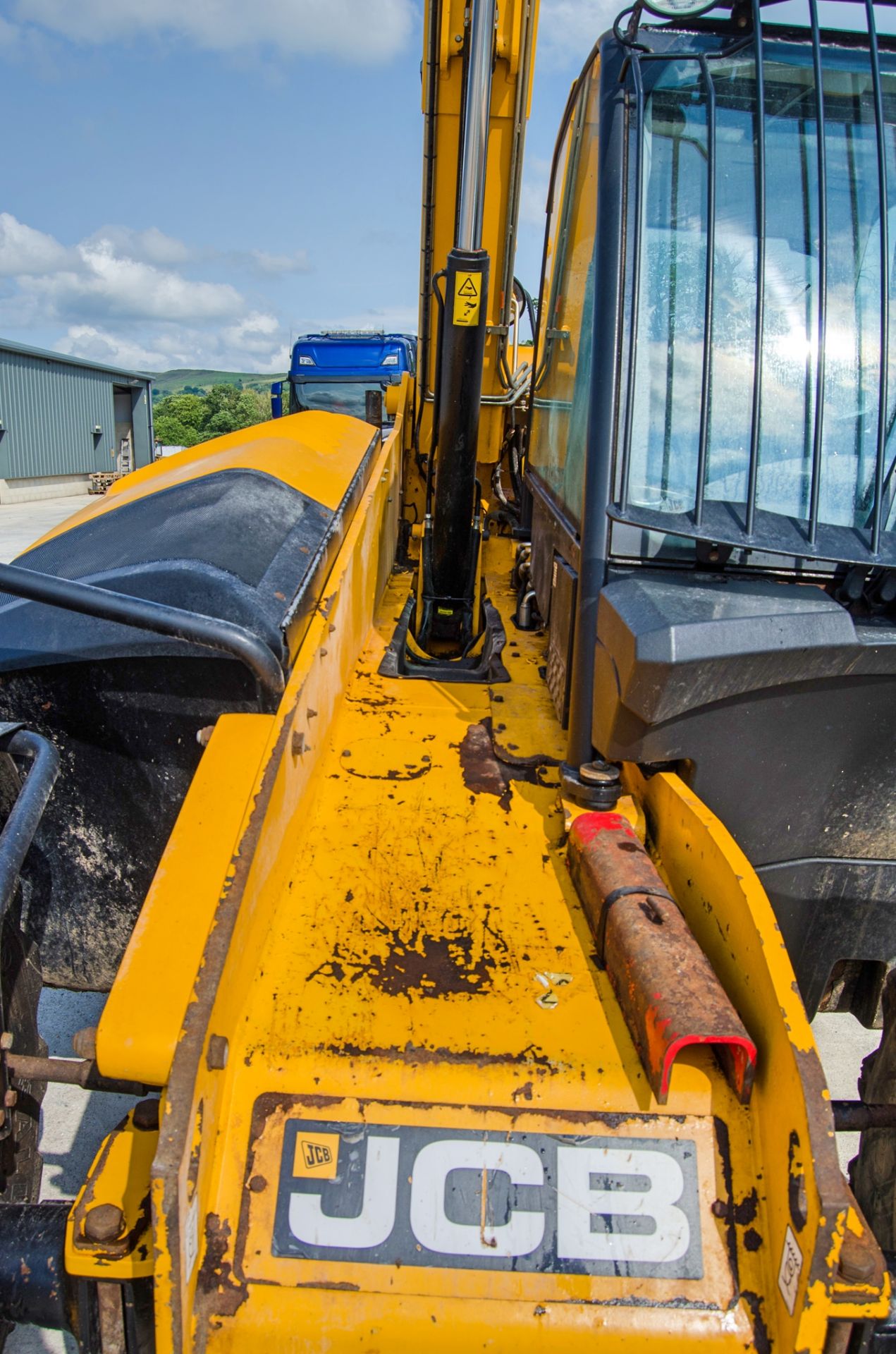 JCB 535-95 9.5 metre telescopic handler Year: 2016 S/N: 2461120 Recorded Hours: 4566 A727362 - Image 12 of 24