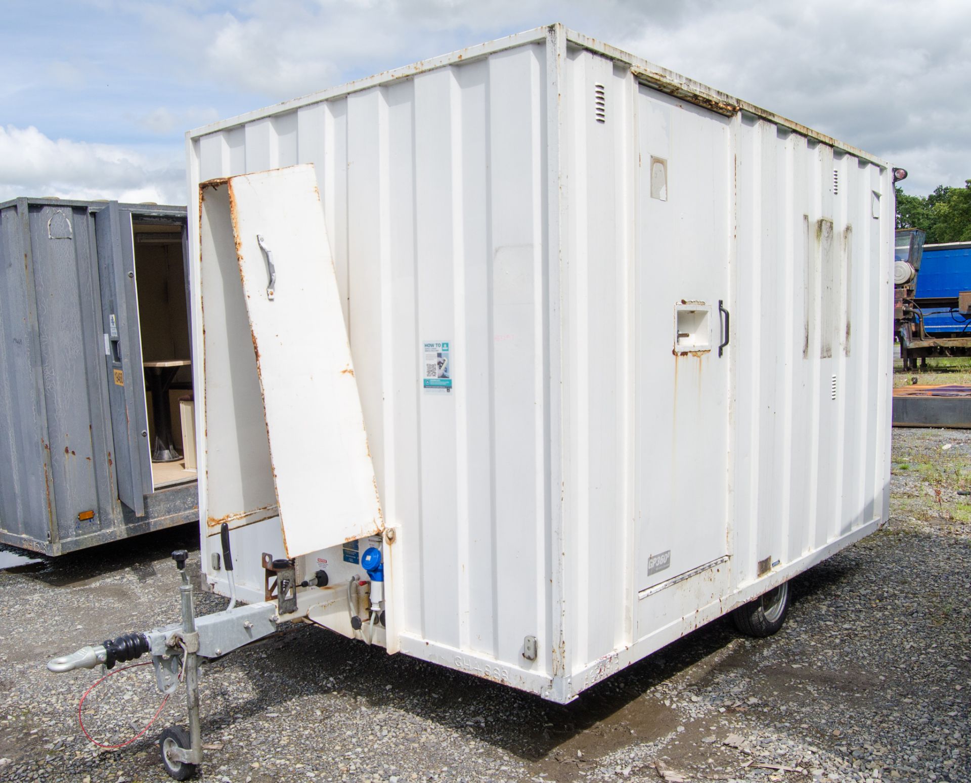 Groundhog 12ft x 8ft anti-vandal mobile welfare unit c/w MGTP 6kva diesel driven generator  **