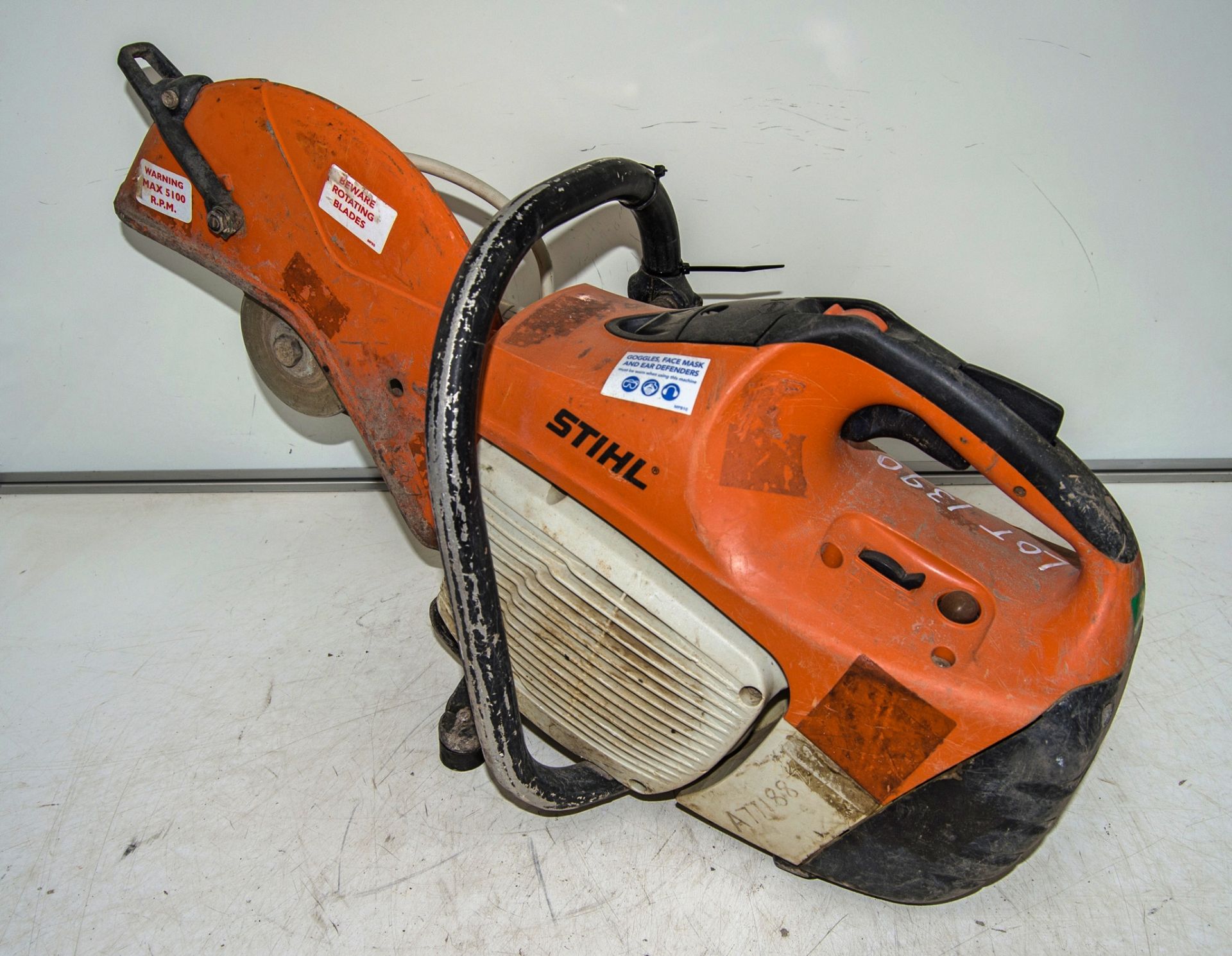 Stihl TS410 petrol driven cut off saw ** Pull cord missing ** A771887 - Image 2 of 2