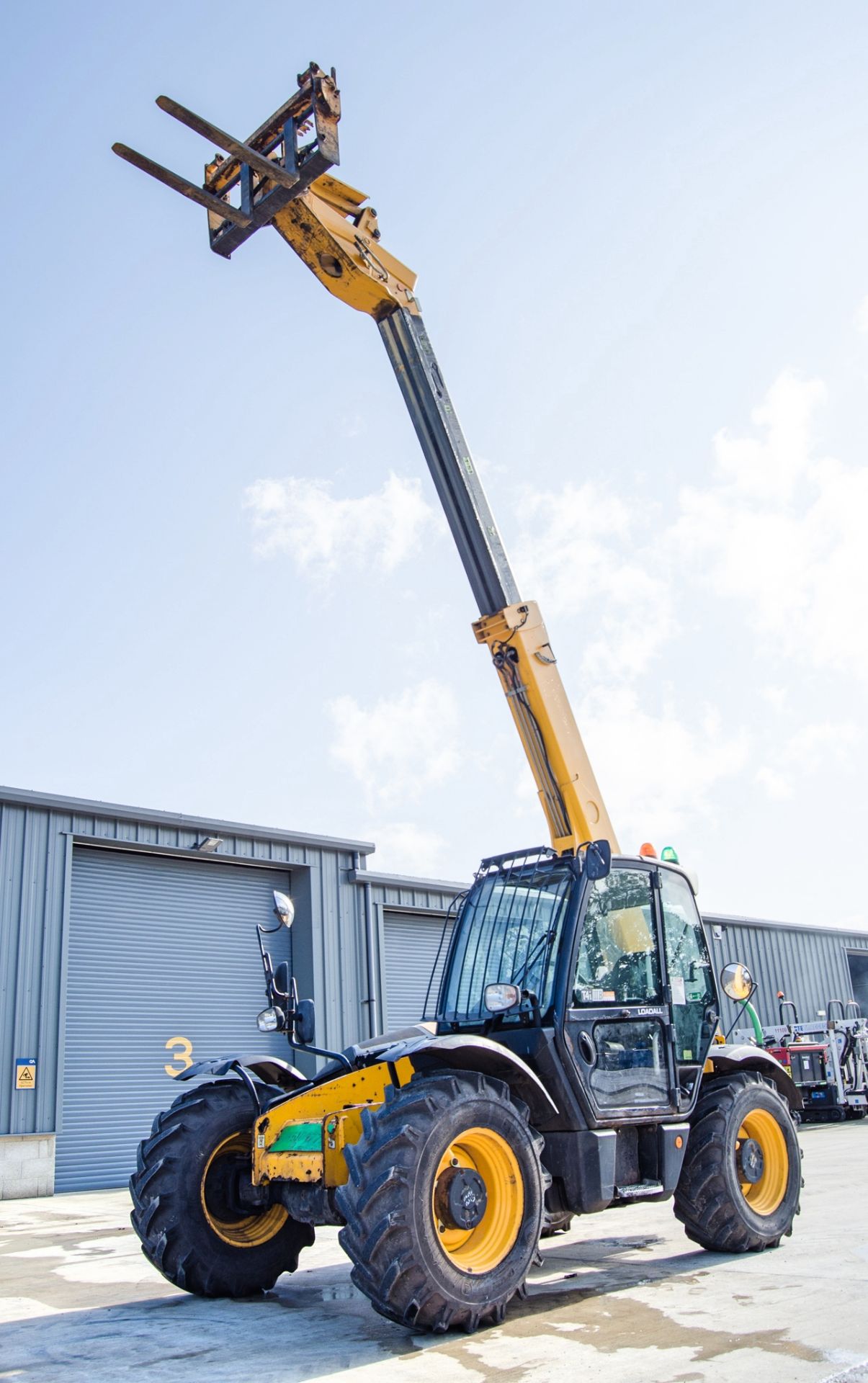 JCB 531-70 7 metre telescopic handler Year: 2016 S/N: 2349357 Recorded Hours: 2674 H5109772 - Image 9 of 23