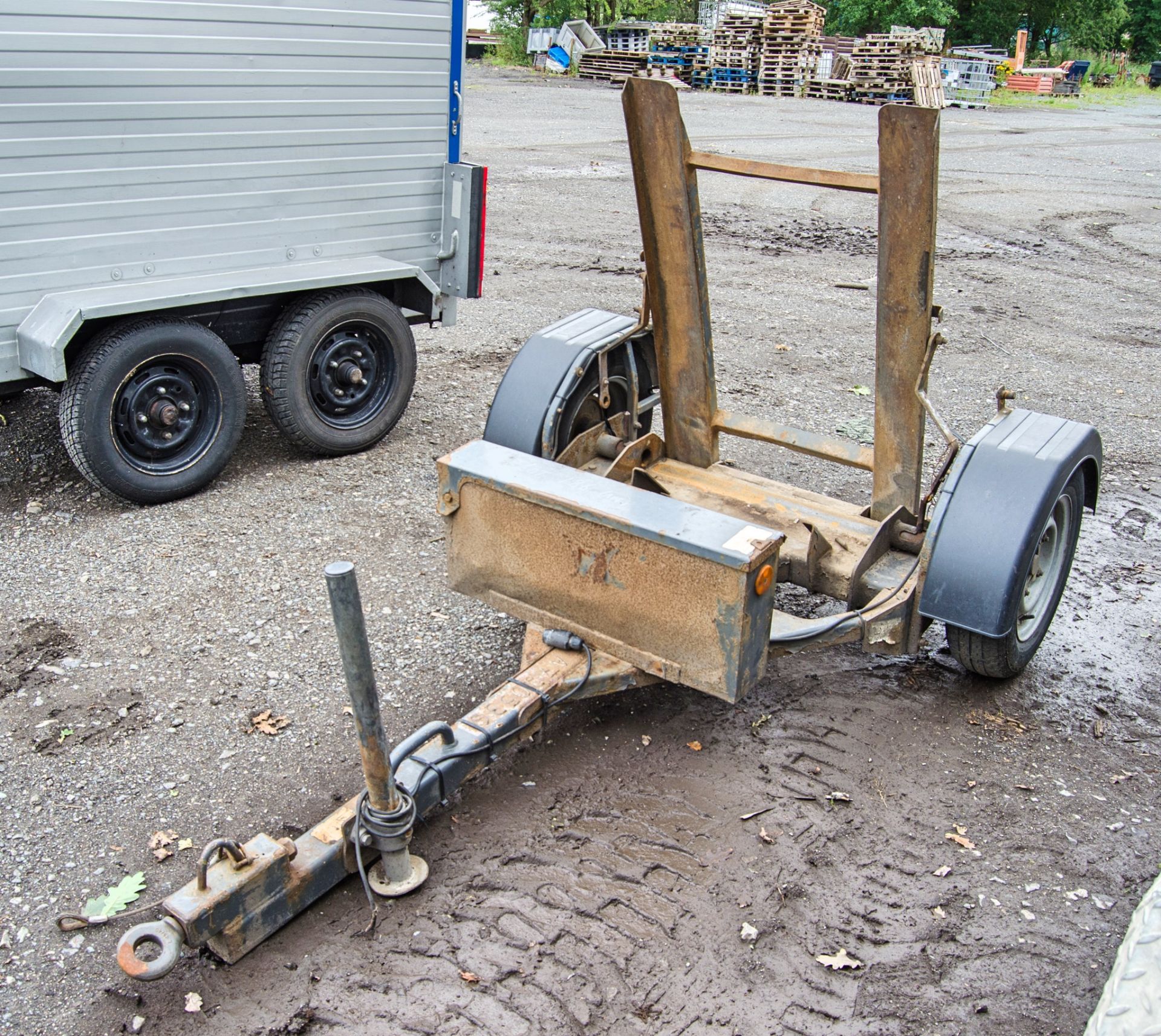 Single axle roller trailer A720536