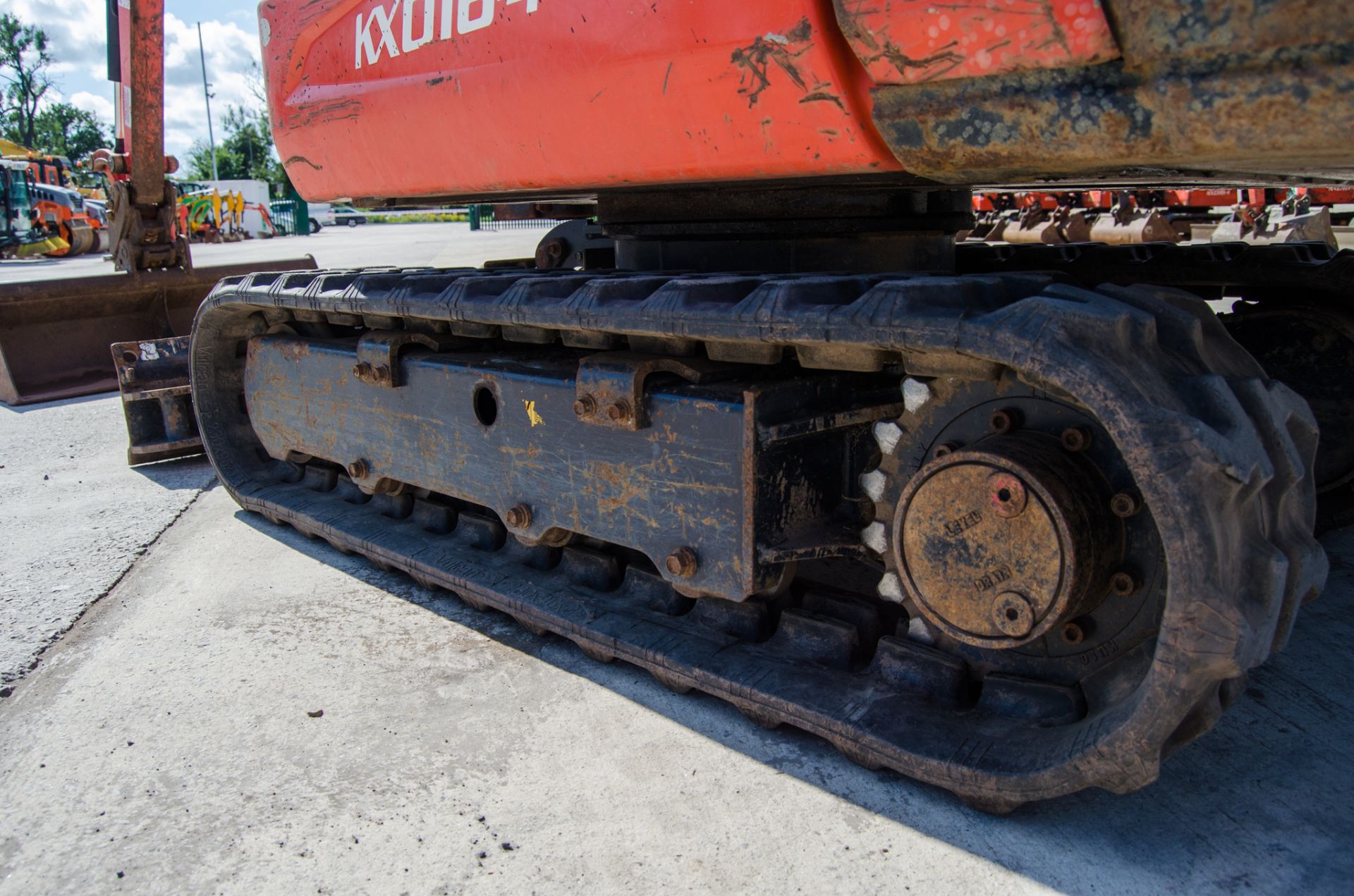 Kubota KX016-4 1.5 tonne rubber tracked mini excavator Year: 2017 S/N: 61761 Recorded hours: 1647 - Image 10 of 27