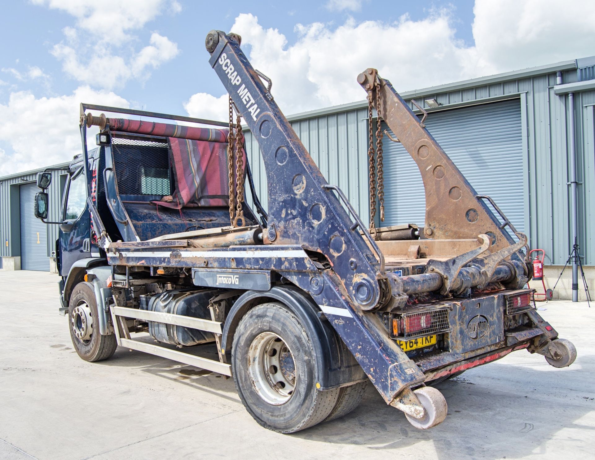 DAF LF 220 FA 18 tonne 4x2 skip loader lorry Registration Number: EY64 TKF Date of Registration: - Image 4 of 27