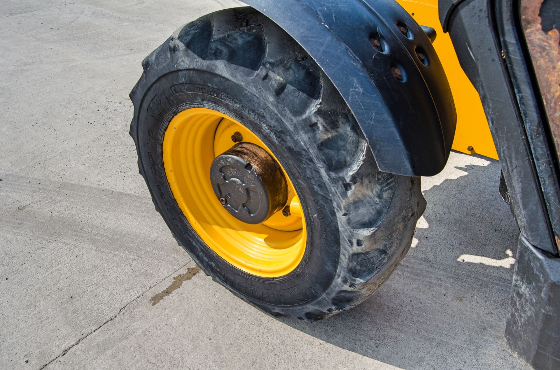 JCB 535-95 9.5 metre telescopic handler Year: 2016 S/N: 2461120 Recorded Hours: 4566 A727362 - Image 13 of 24