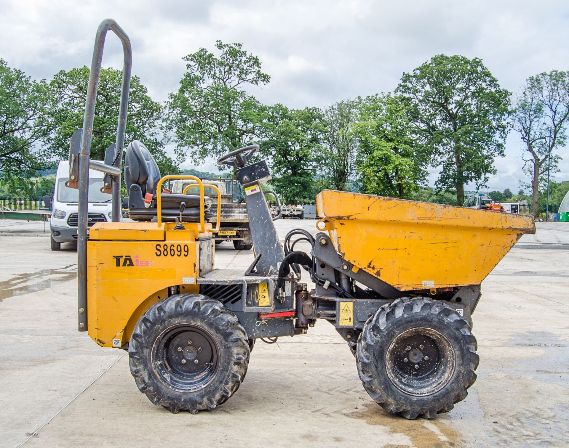 Terex TA1 EH 1 tonne hi-tip dumper Year: 2014 S/N: EE3NY2006 Recorded Hours: 1716 S8699 - Image 8 of 22