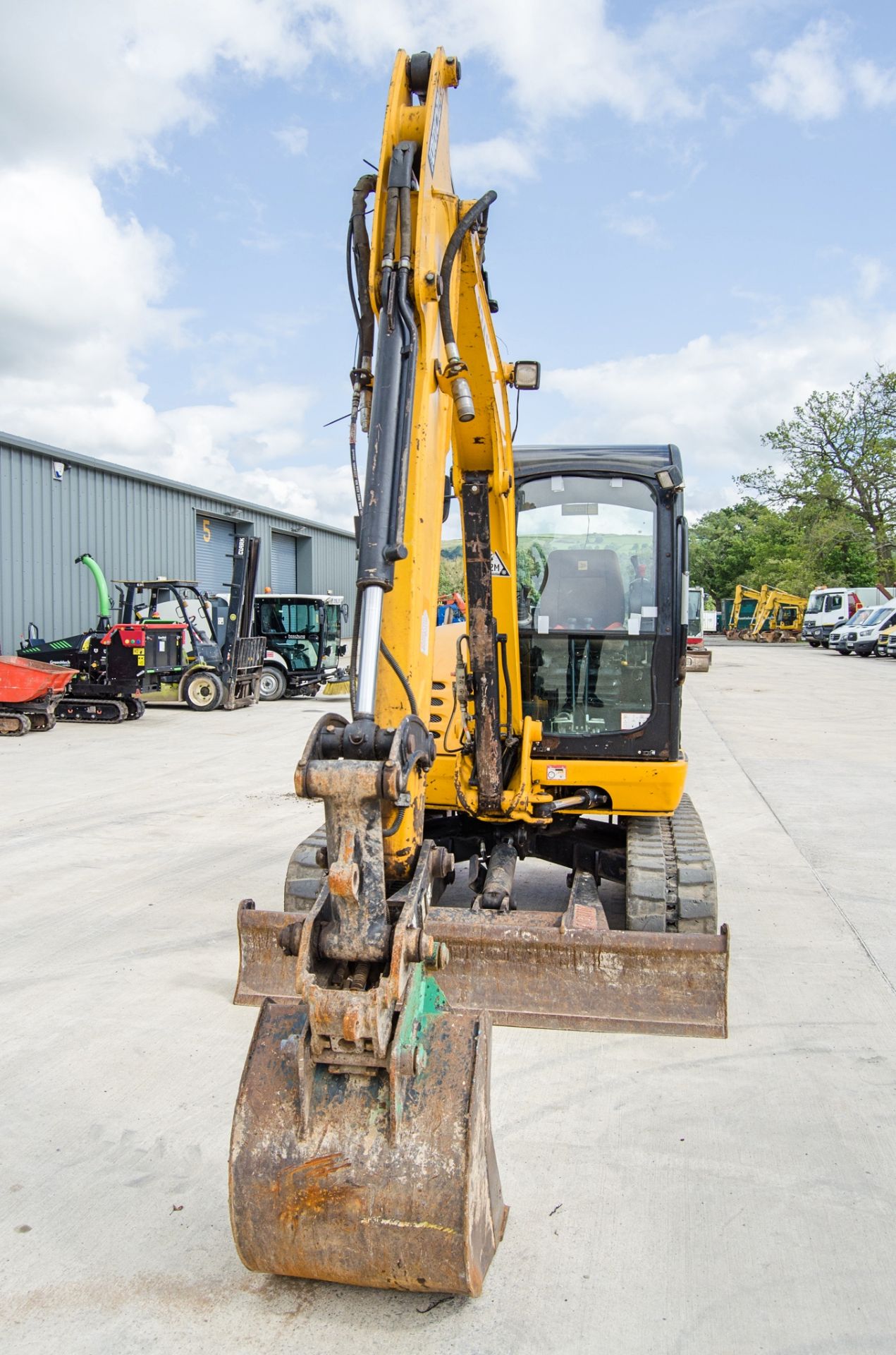 JCB 8055 RTS 5.5 tonne rubber tracked excavator Year: 2014 S/N: 2268713 Recorded Hours: 2989 - Image 5 of 25