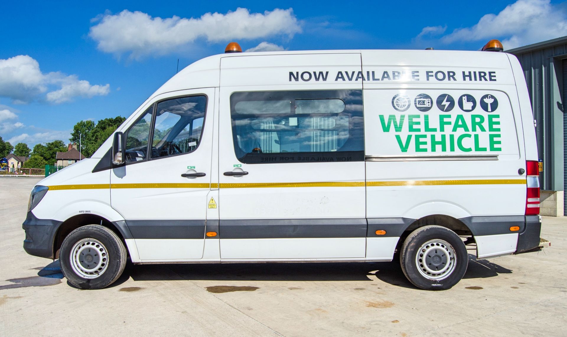 Mercedes Benz Sprinter 313 CDi 2143cc 6 speed manual welfare panel van Registration Number: DK64 FGF - Image 8 of 37