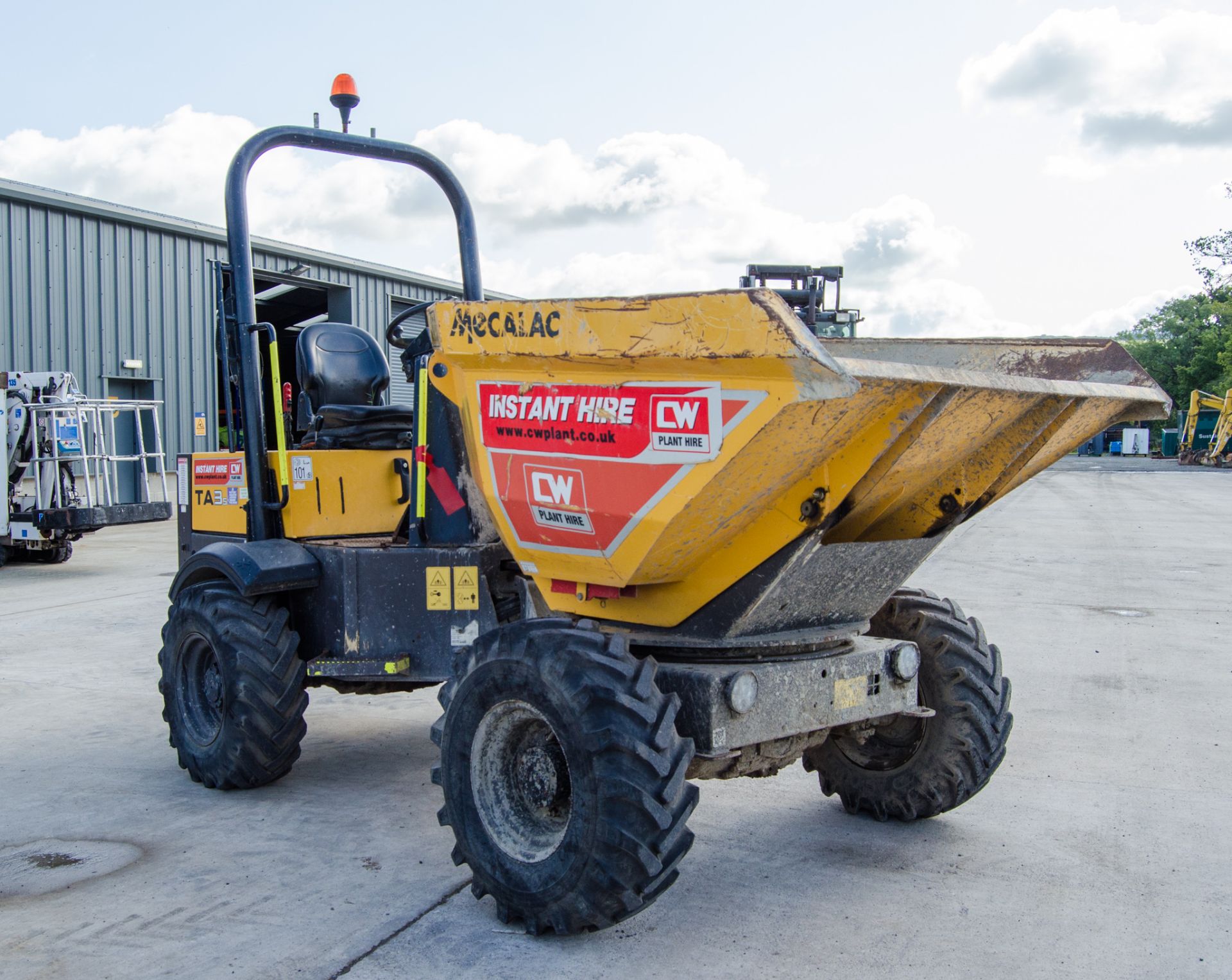 Mecalac TA3s 3 tonne swivel skip dumper Year: 2018 S/N: E34PB4780 Recorded Hours: 1165 82433 - Image 2 of 21