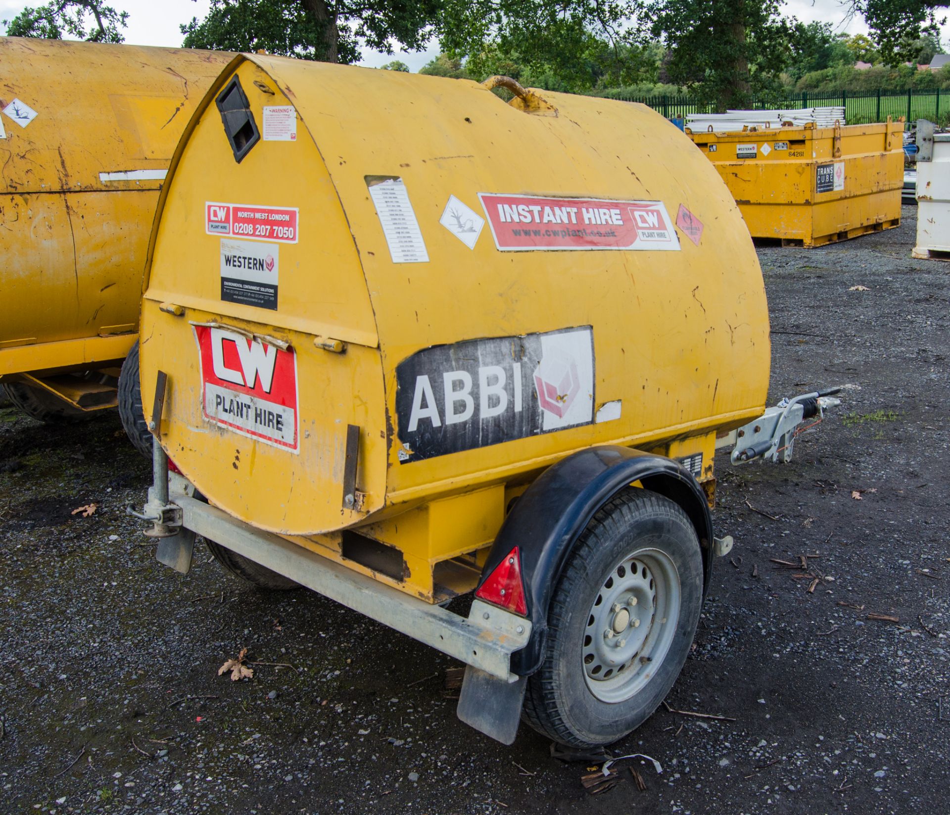 Western Abbi 950 litre fast tow bunded fuel bowser c/w manual pump, delivery hose and nozzle 84787 - Image 2 of 5