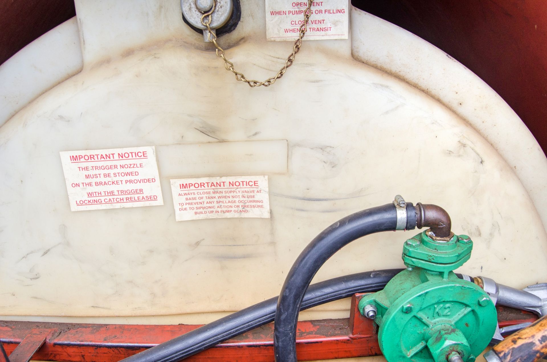 Trailer Engineering 2140 litre site tow bunded fuel bowser c/w manual pump, delivery hose & nozzle - Image 5 of 5