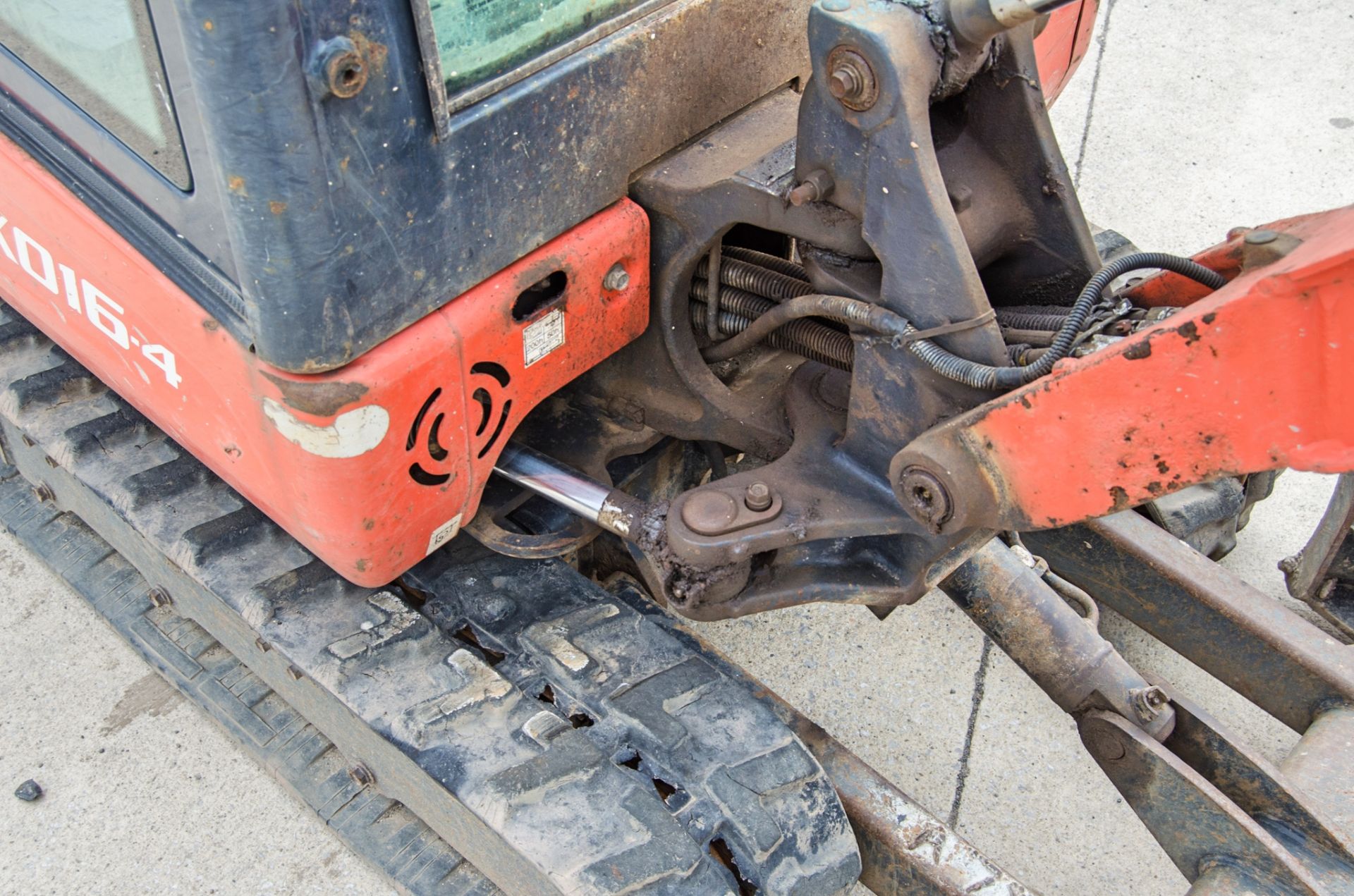 Kubota KX016-4 1.5 tonne rubber tracked mini excavator Year: 2017 S/N: 61513 Recorded Hours: 2994 - Image 19 of 28