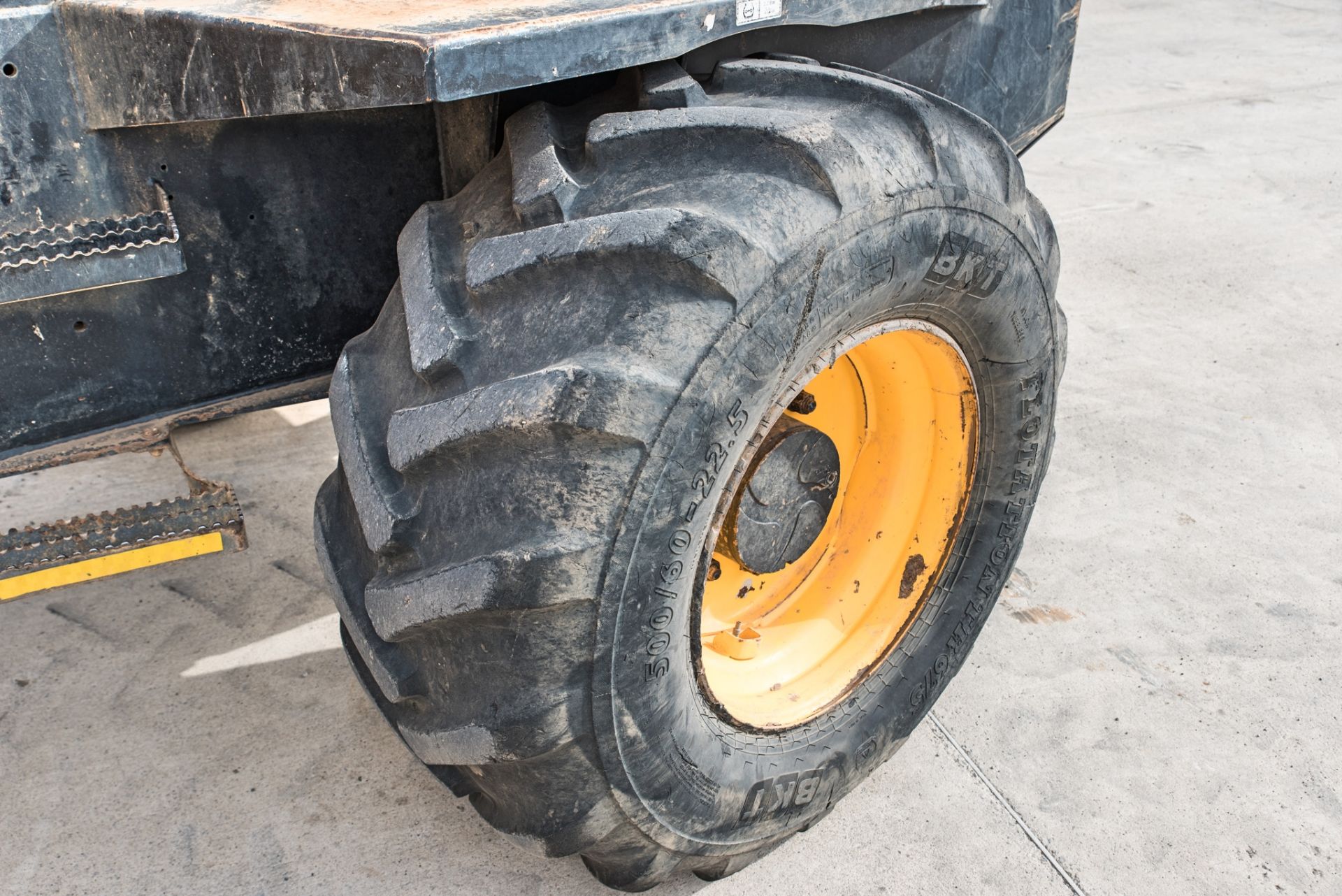 JCB 9 tonne straight skip dumper Year: 2015 S/N: EEFM7922 Recorded Hours: 1901 A677225 c/w V5 - Image 14 of 21