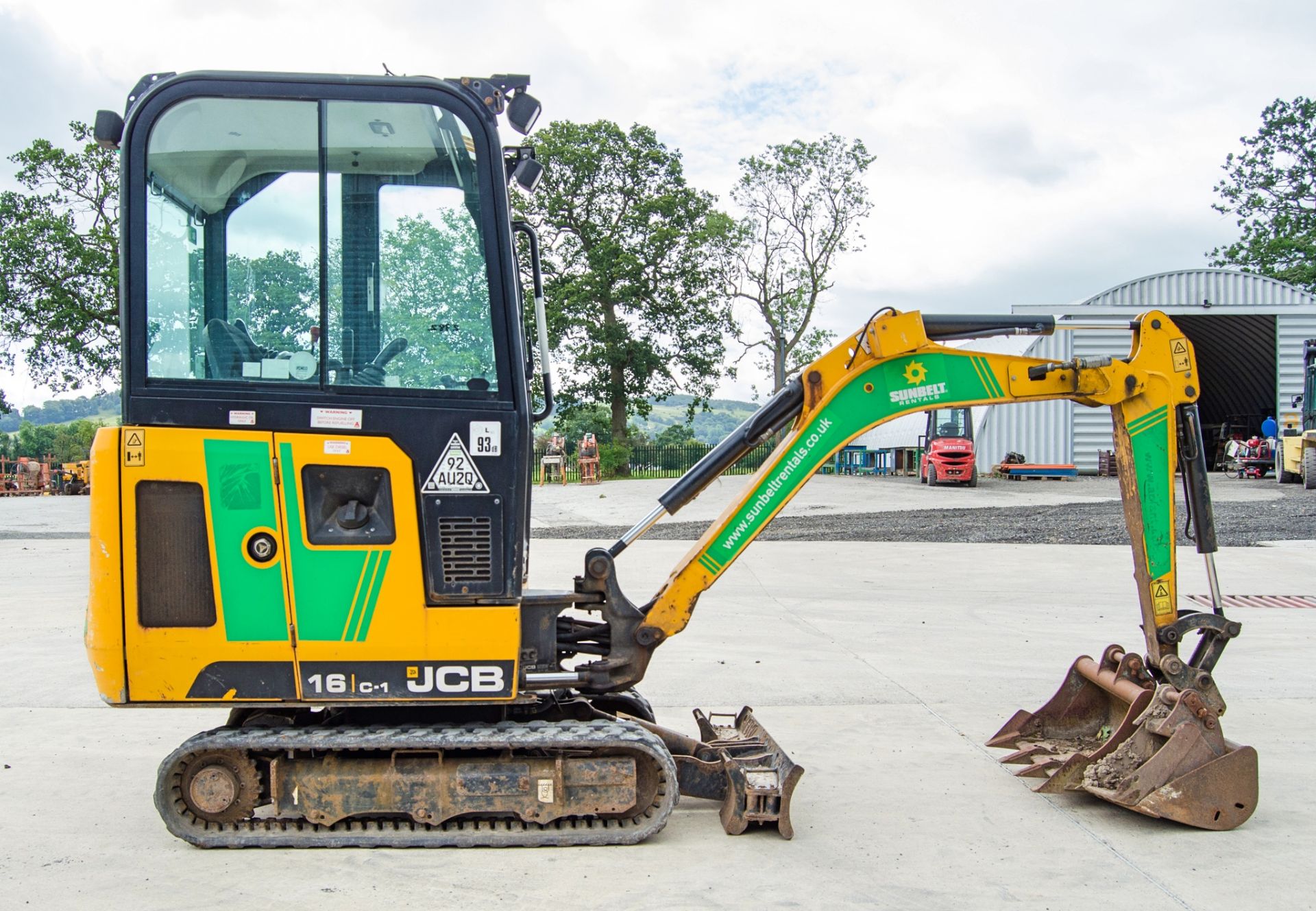 JCB 16 C-1 1.5 tonne rubber tracked mini excavator Year: 2018 S/N: 2492832 Recorded Hours: Not - Image 7 of 27