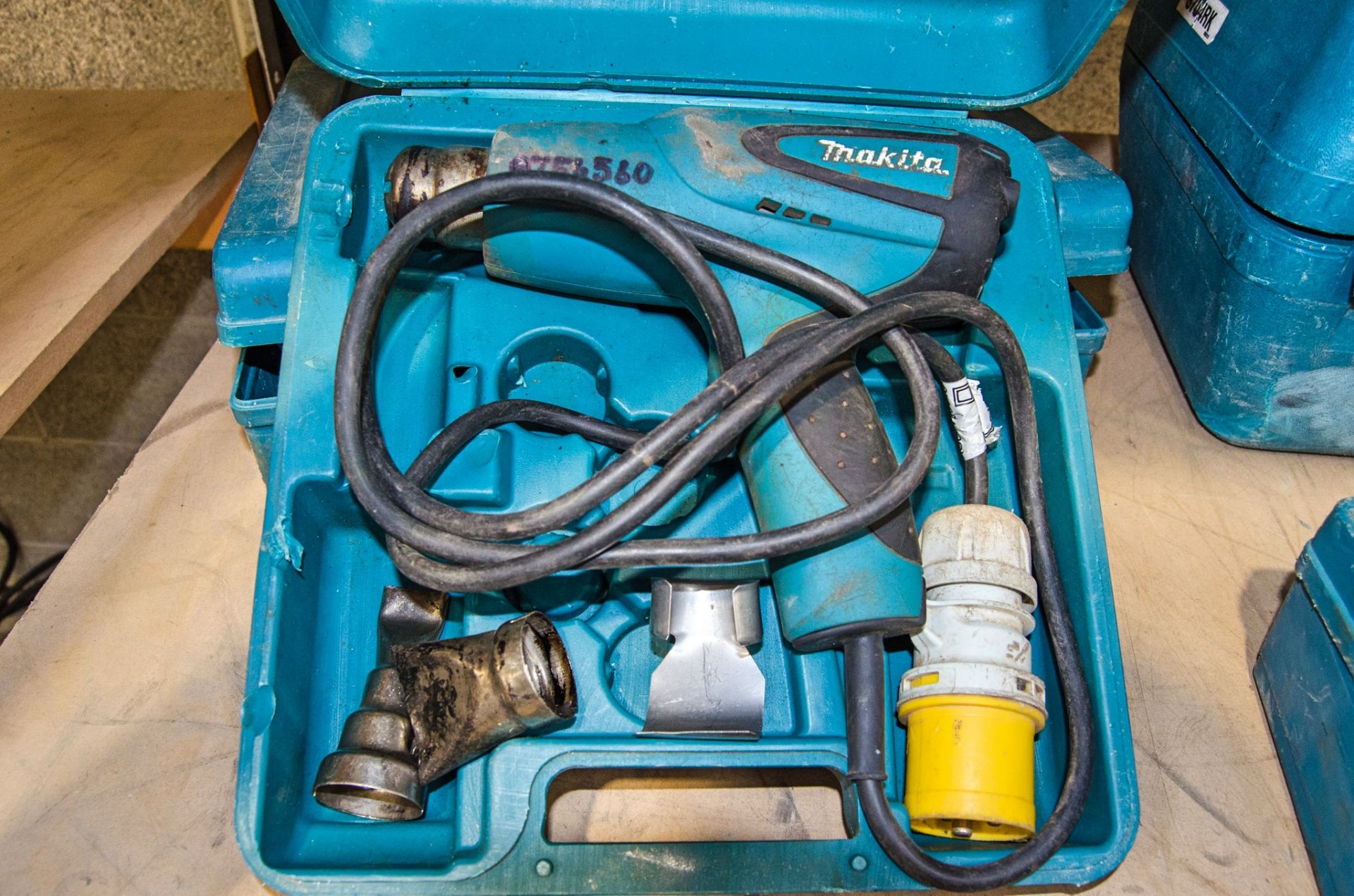 Makita HG651C 110v heat gun c/w carry case A754560