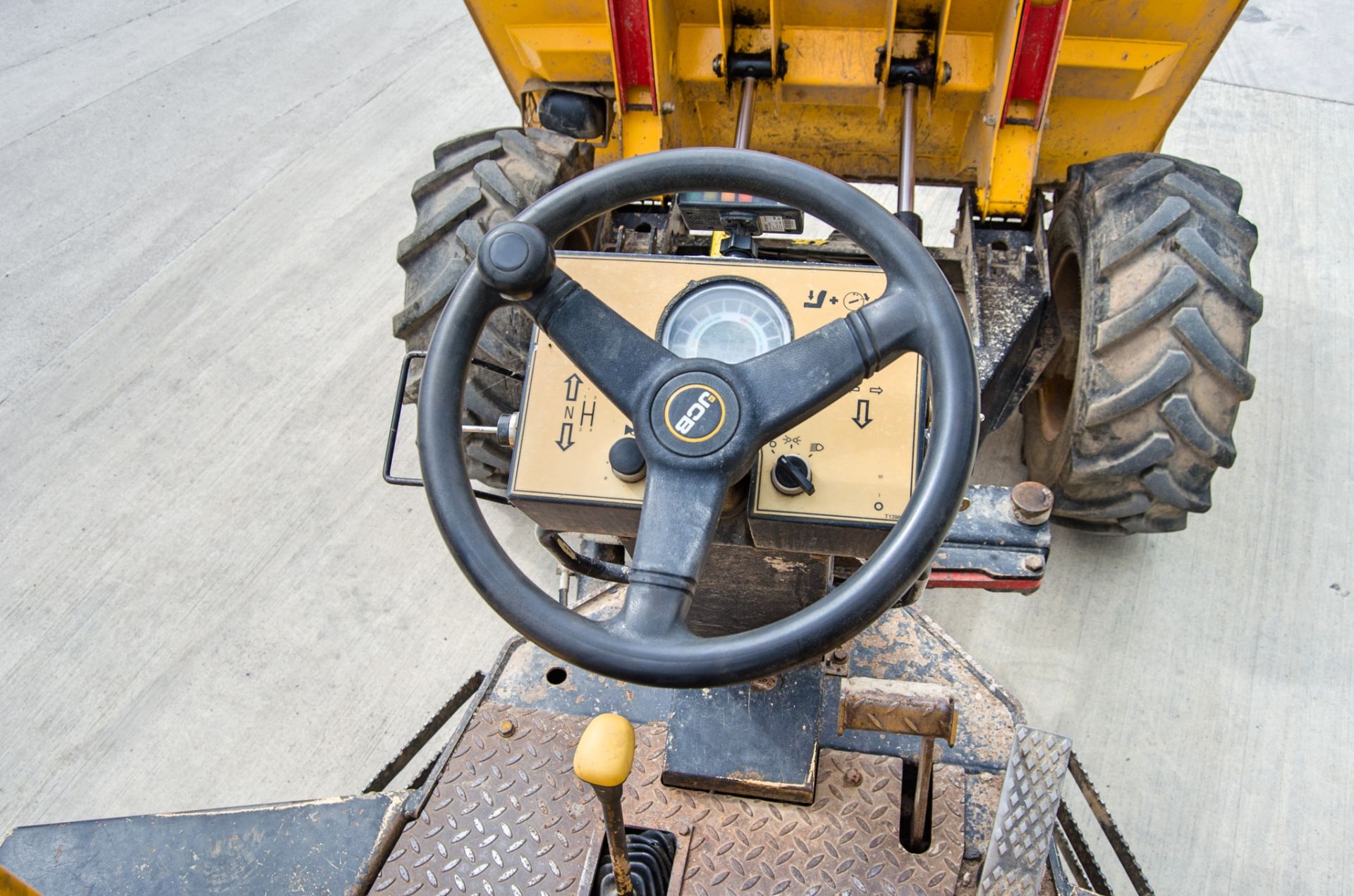 JCB 6 tonne straight skip dumper Year: 2015 S/N: JEFFRK7679 Recorded Hours: 1250 A666958 c/w V5 - Image 19 of 24