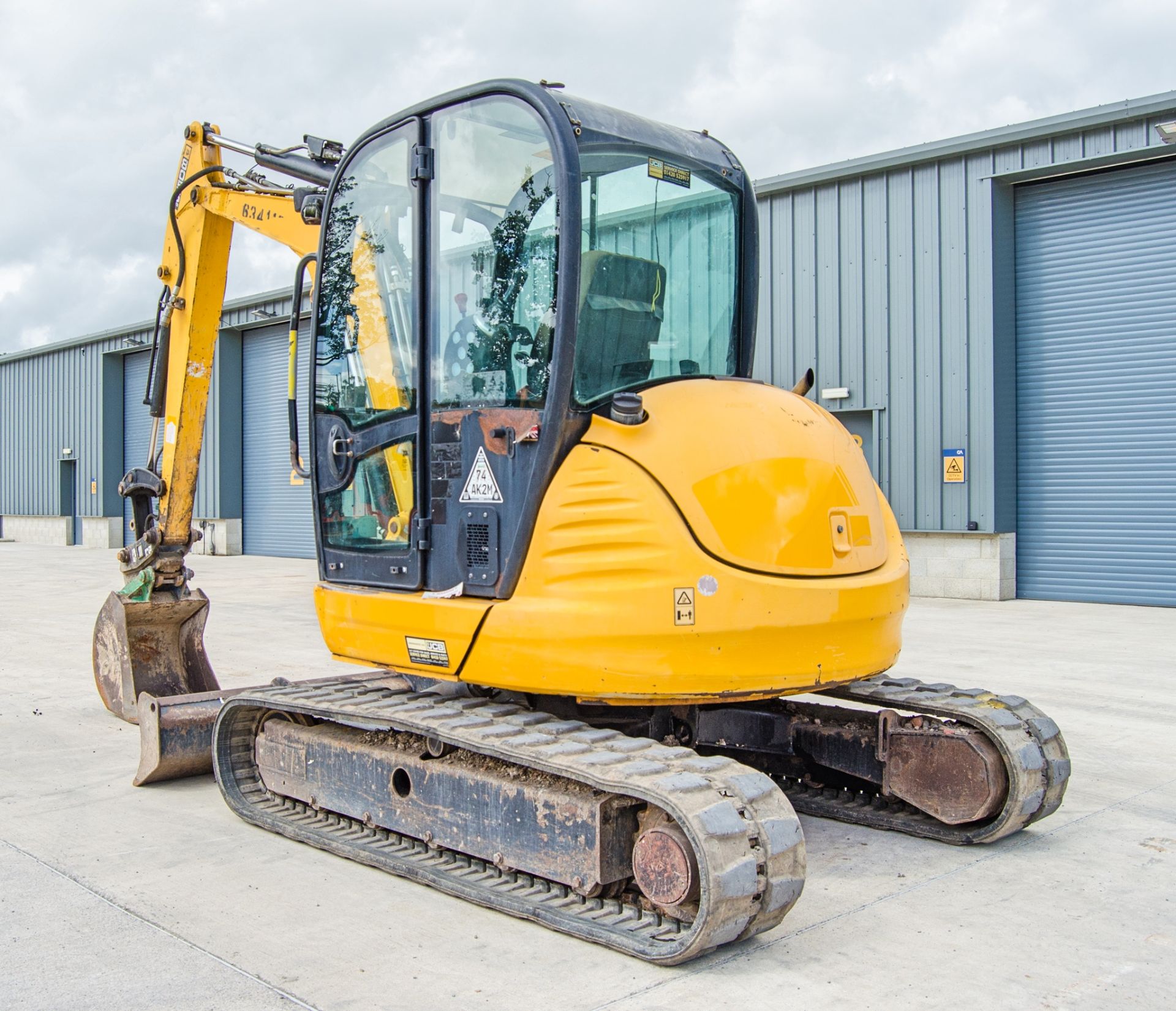JCB 8055 RTS 5.5 tonne rubber tracked excavator Year: 2014 S/N: 2268713 Recorded Hours: 2989 - Image 4 of 25