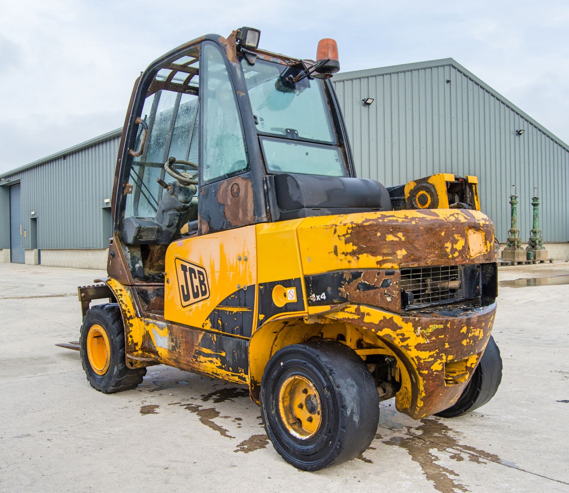 JCB Teletruk 35D 4x4 telescopic truck Year: 2009 S/N: 1539185 Recorded Hours: 565 ** Machine - Image 4 of 22