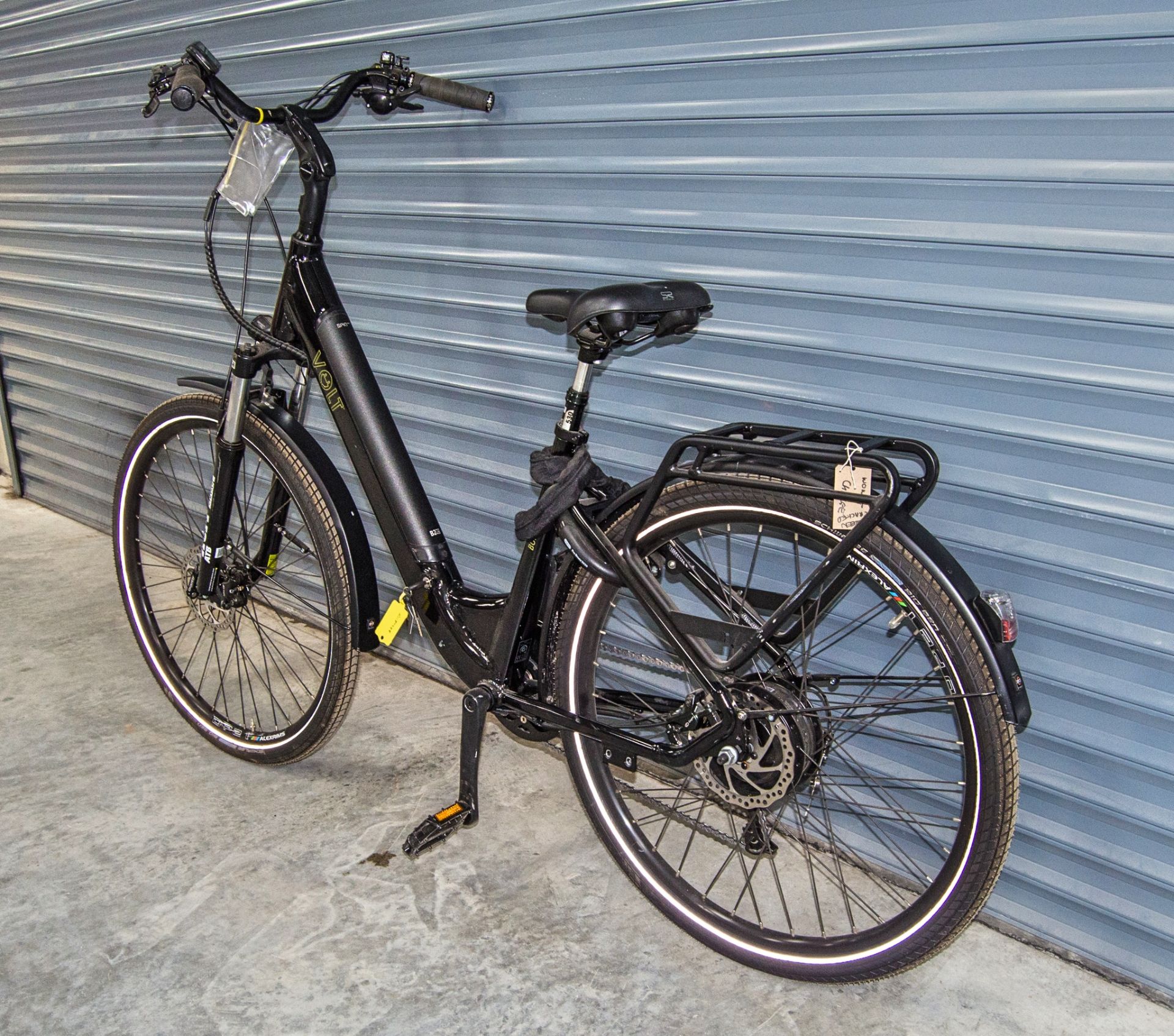 Volt Burlington e-bike c/w keys & fob A1187928 ** Computer screen cracked, battery flat & no charger - Image 2 of 8