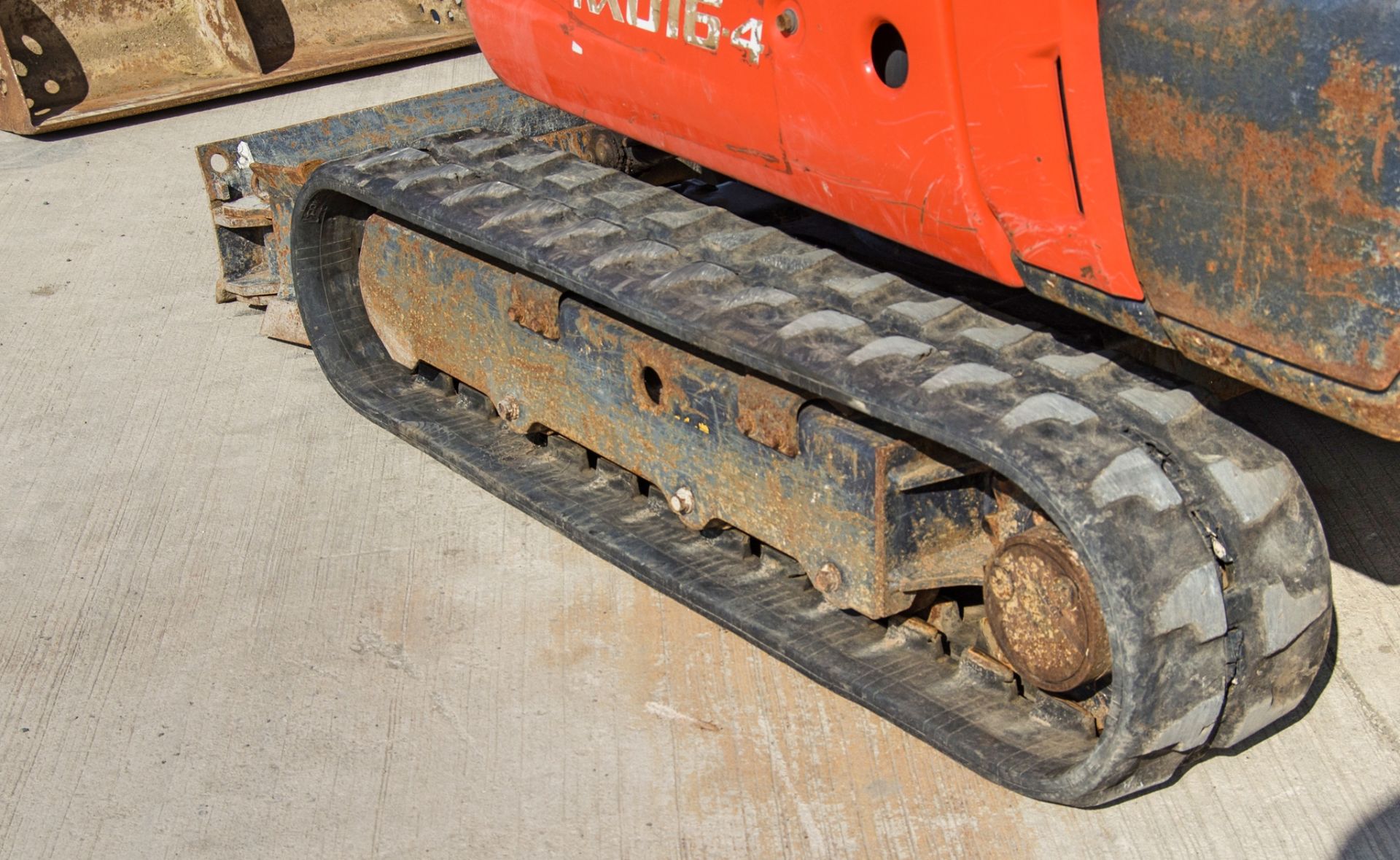 Kubota KX016-4 1.5 tonne rubber tracked mini excavator Year: 2017 S/N: 61511 Recorded Hours: 1808 - Image 9 of 27