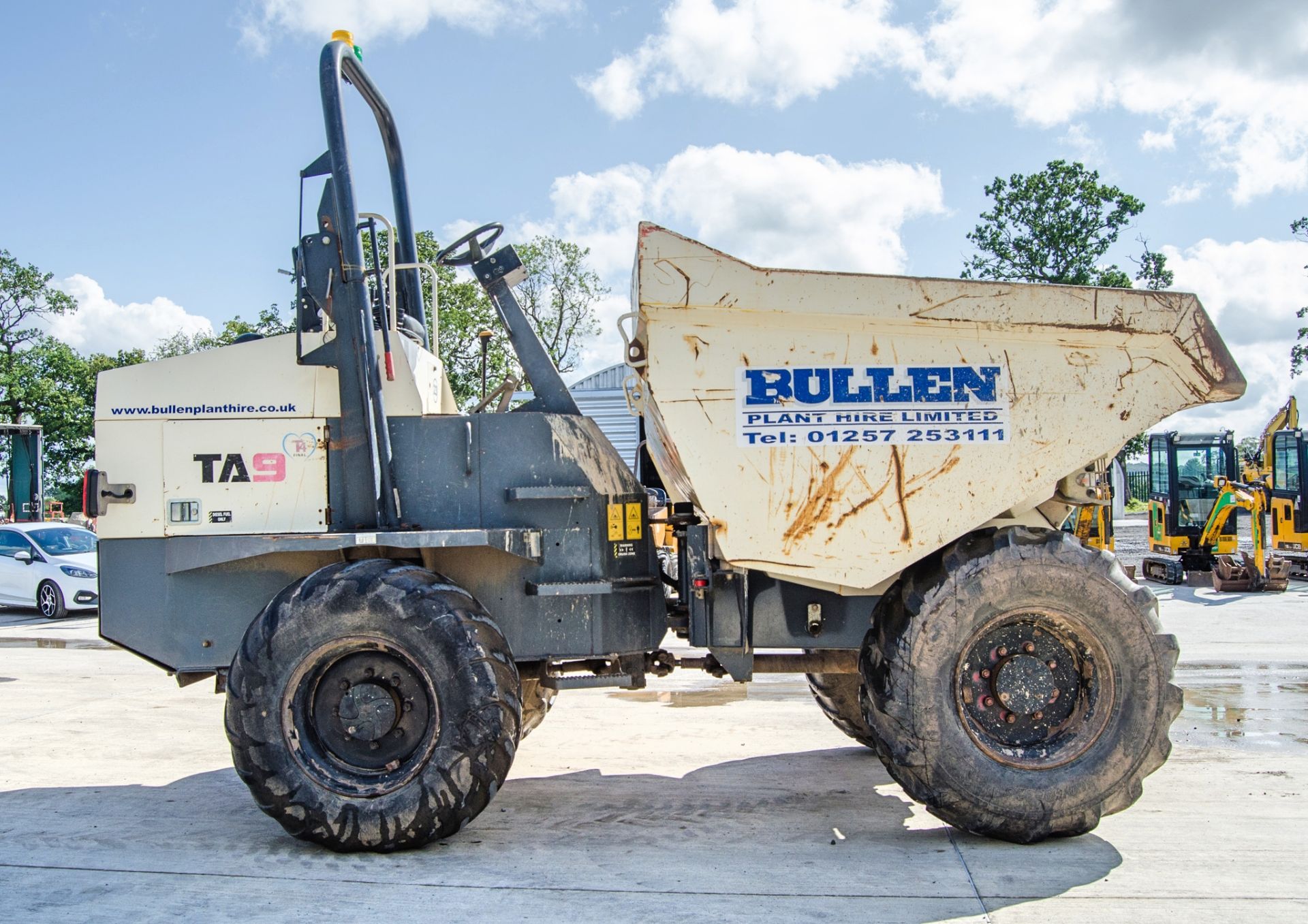 Terex 9 tonne straight skip dumper Year: 2015 S/N: EPG6345 Recorded Hours: 2390 - Image 7 of 23