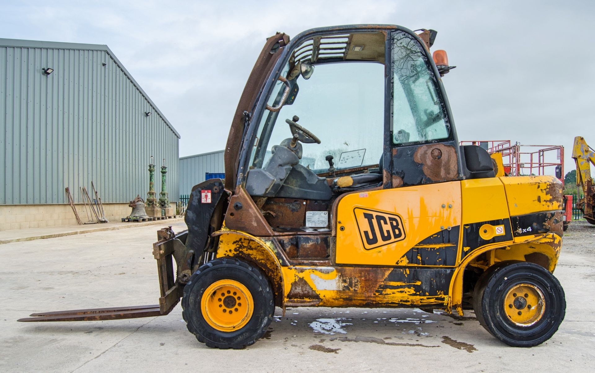 JCB Teletruk 35D 4x4 telescopic truck Year: 2009 S/N: 1539185 Recorded Hours: 565 ** Machine - Image 7 of 22